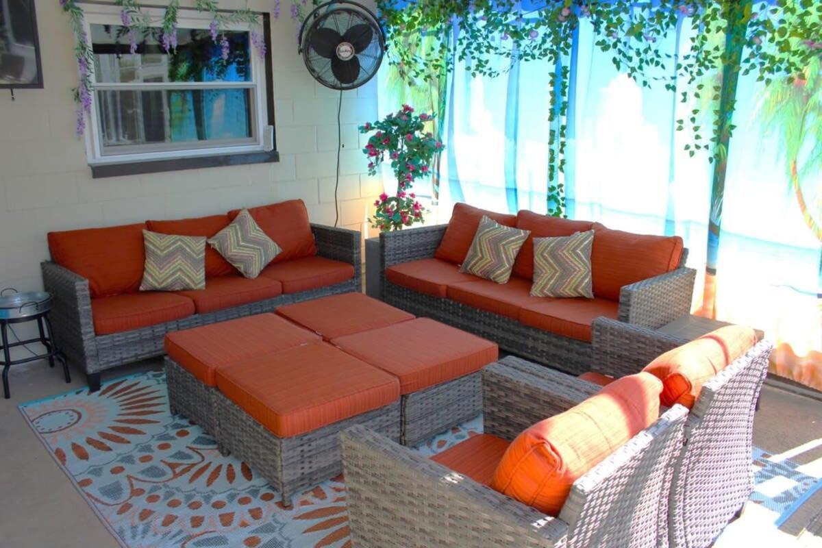 Charming W Private Heated Pool & Hot Tub *