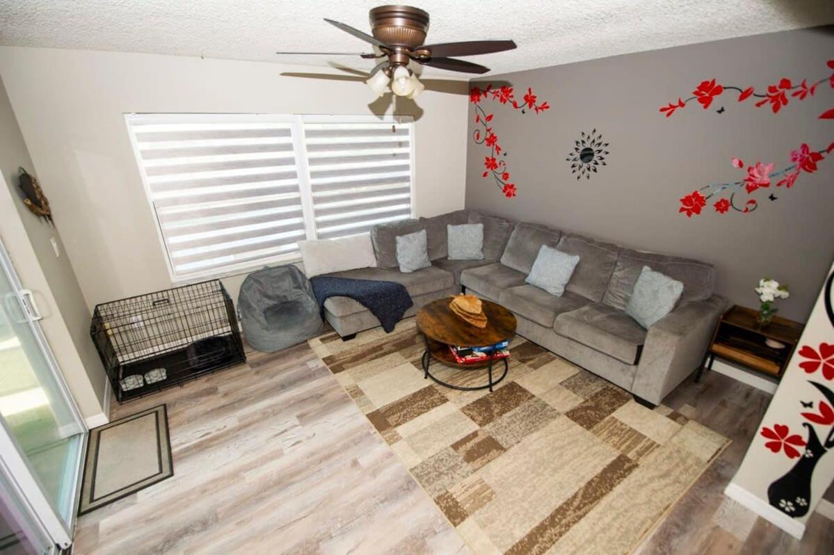 Charming W Private Heated Pool & Hot Tub Holiday home Palm Harbor