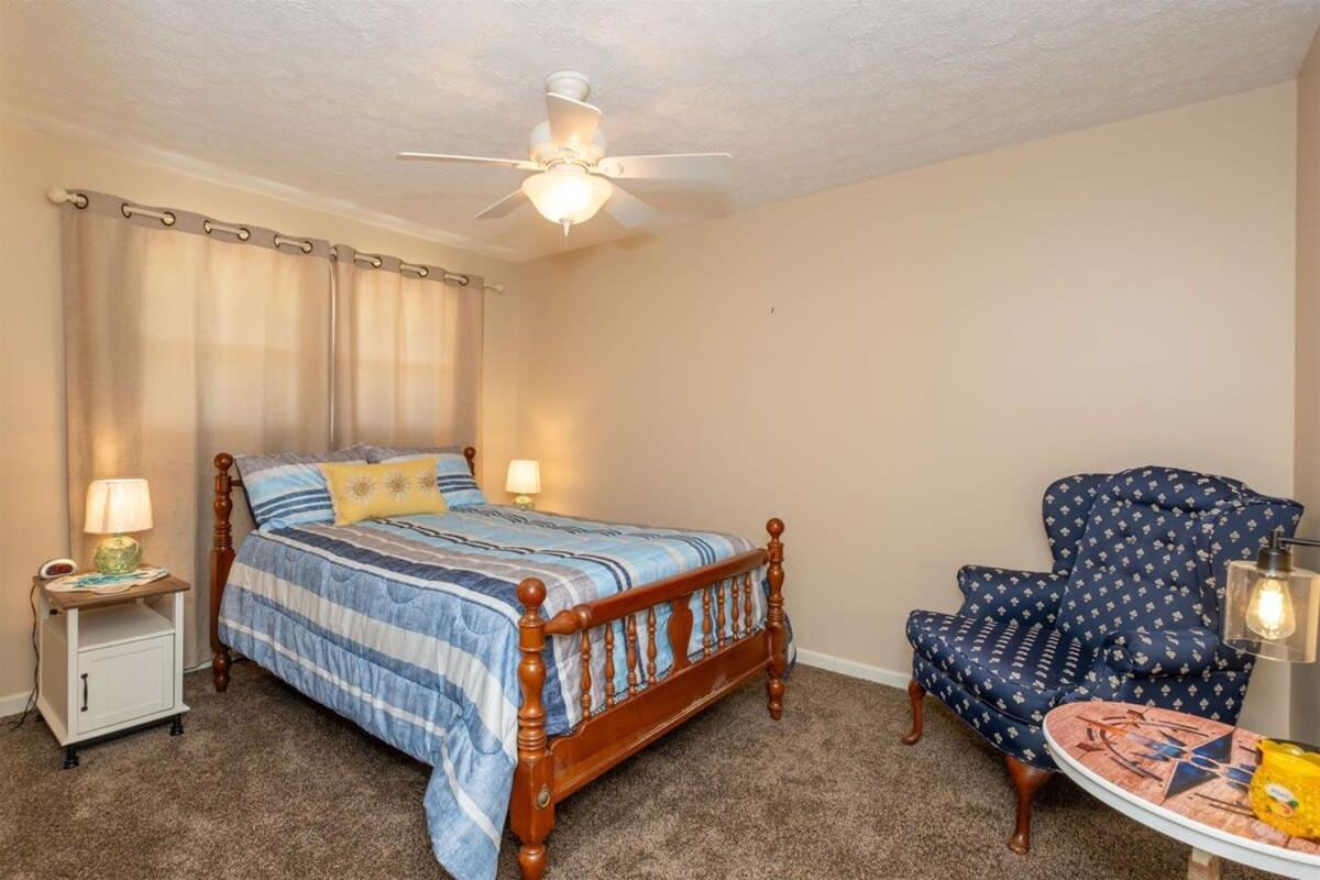 Holiday home New Listing Our Twilight Shack - 3 Bedroom - 2 B *