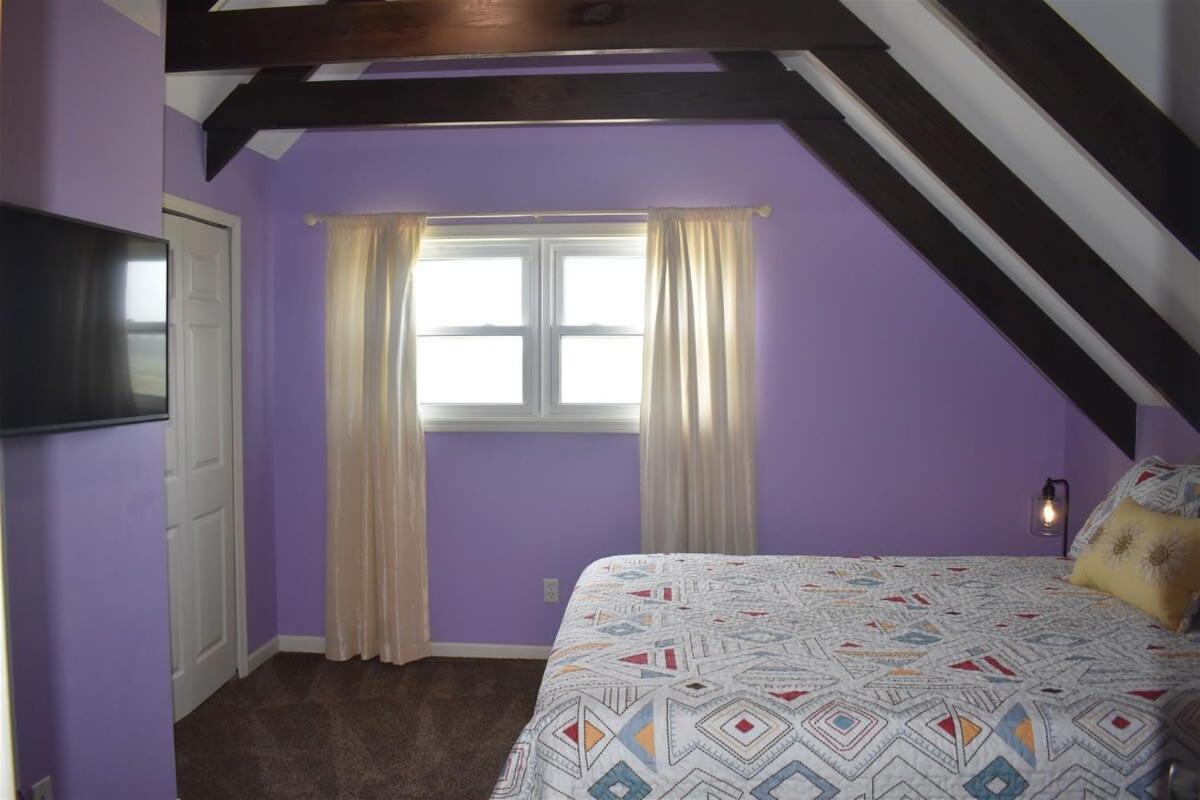 New Listing Our Twilight Shack - 3 Bedroom - 2 B Holiday home