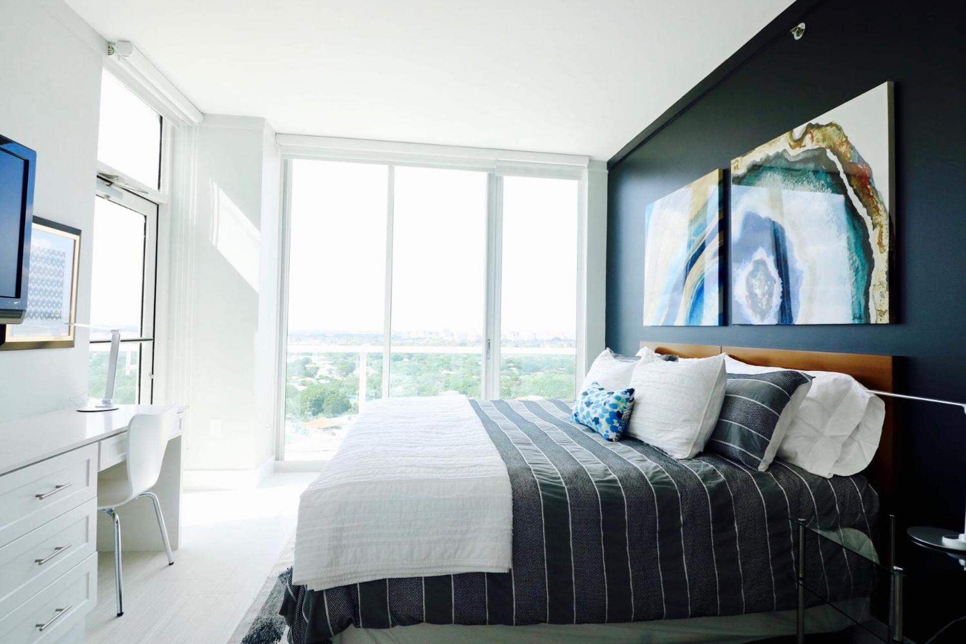 Coconut Grove 21st Floor Private Studio-parking & Wifi Included Apartment