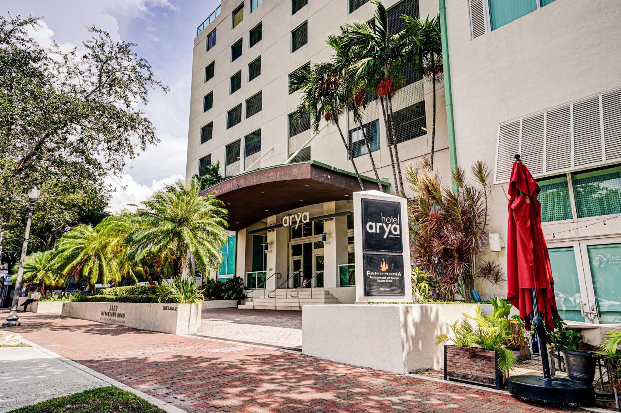 Coconut Grove 21st Floor Private Studio-parking & Wifi Included * Miami