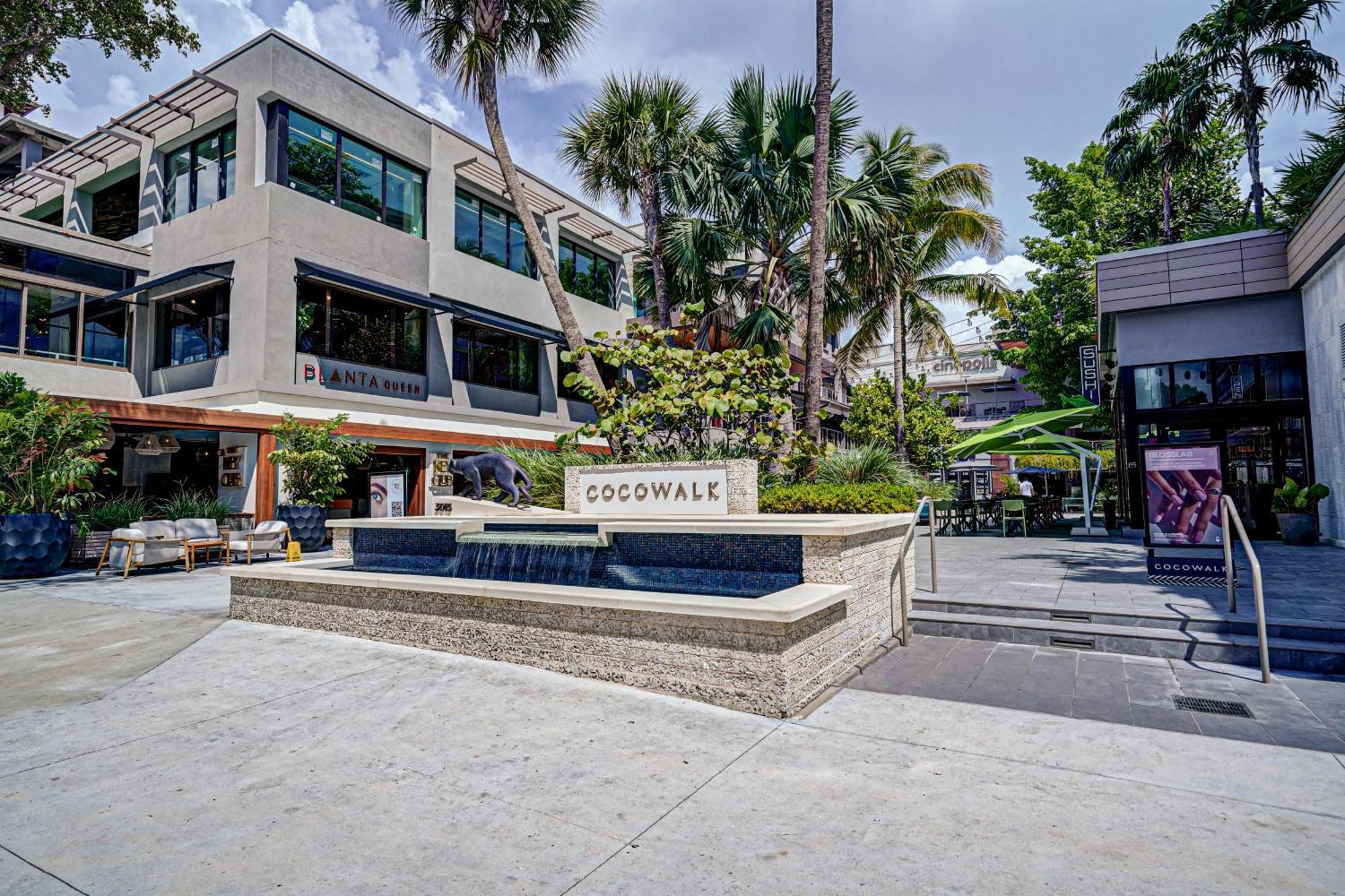 Cute 1 Bedroom Unit Located In In The Heart Of Coconut Grove Free Parking Holiday home *