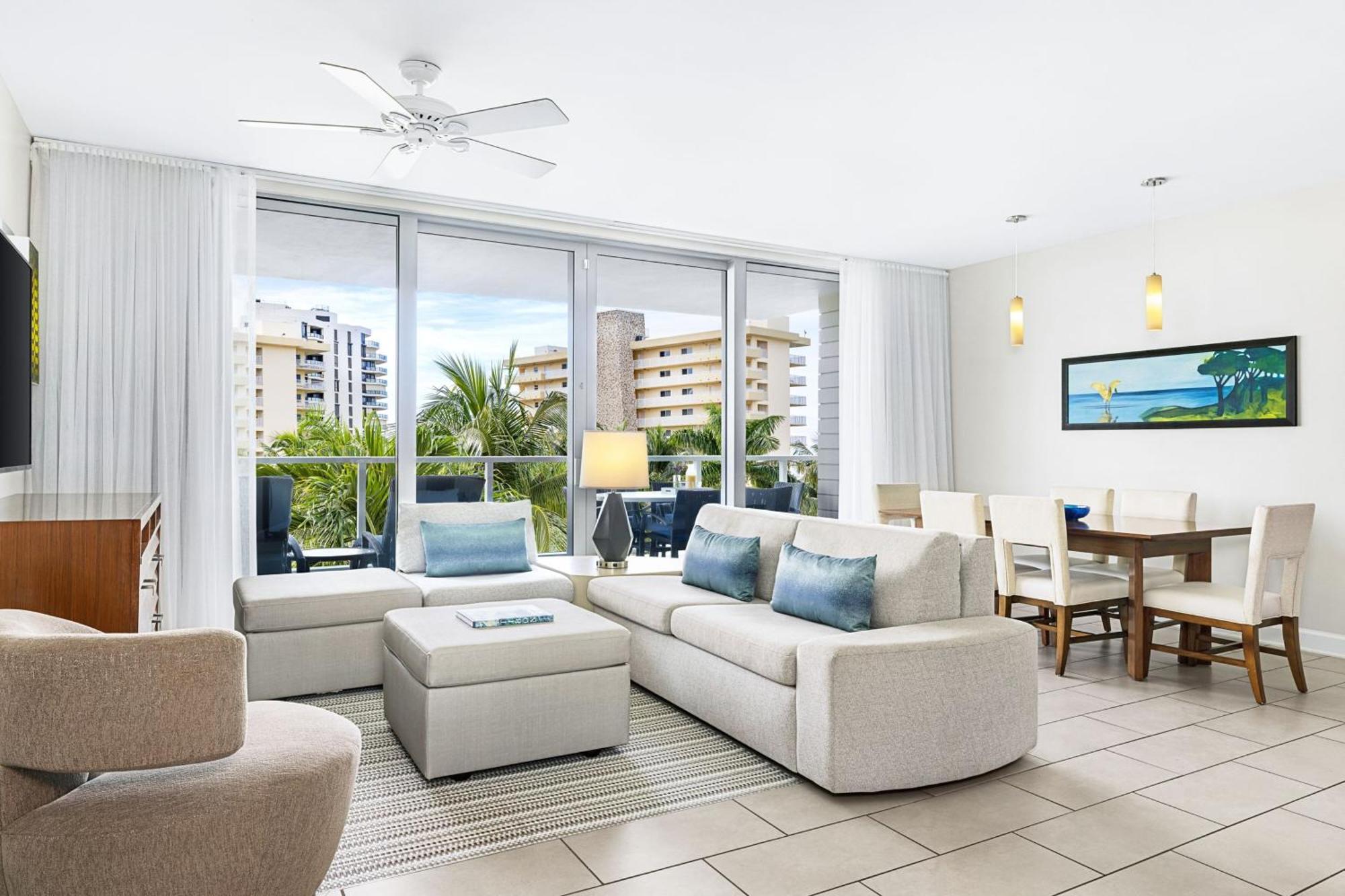 Marriott's Crystal Shores Hotel