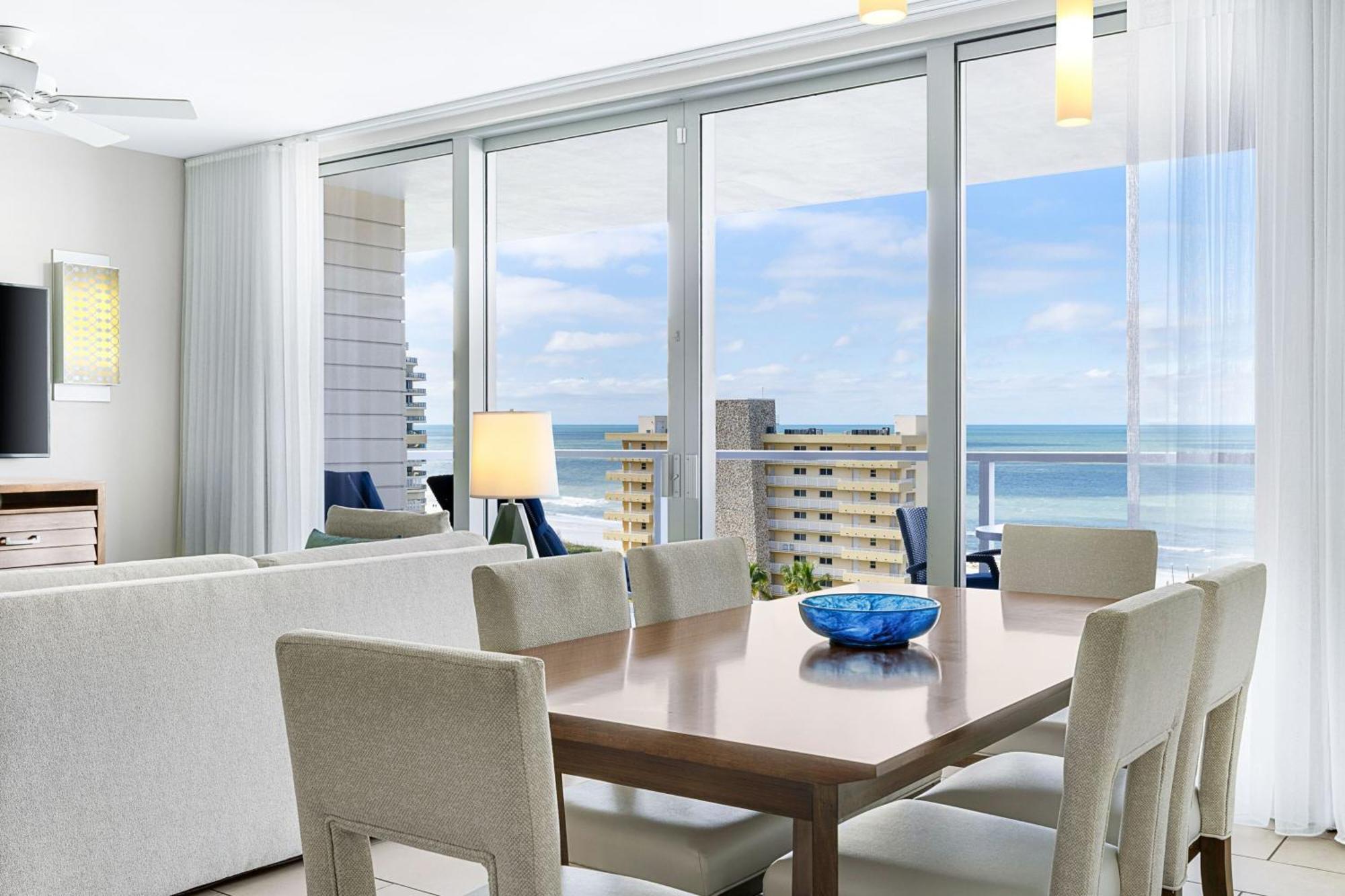 Marriott's Crystal Shores Hotel