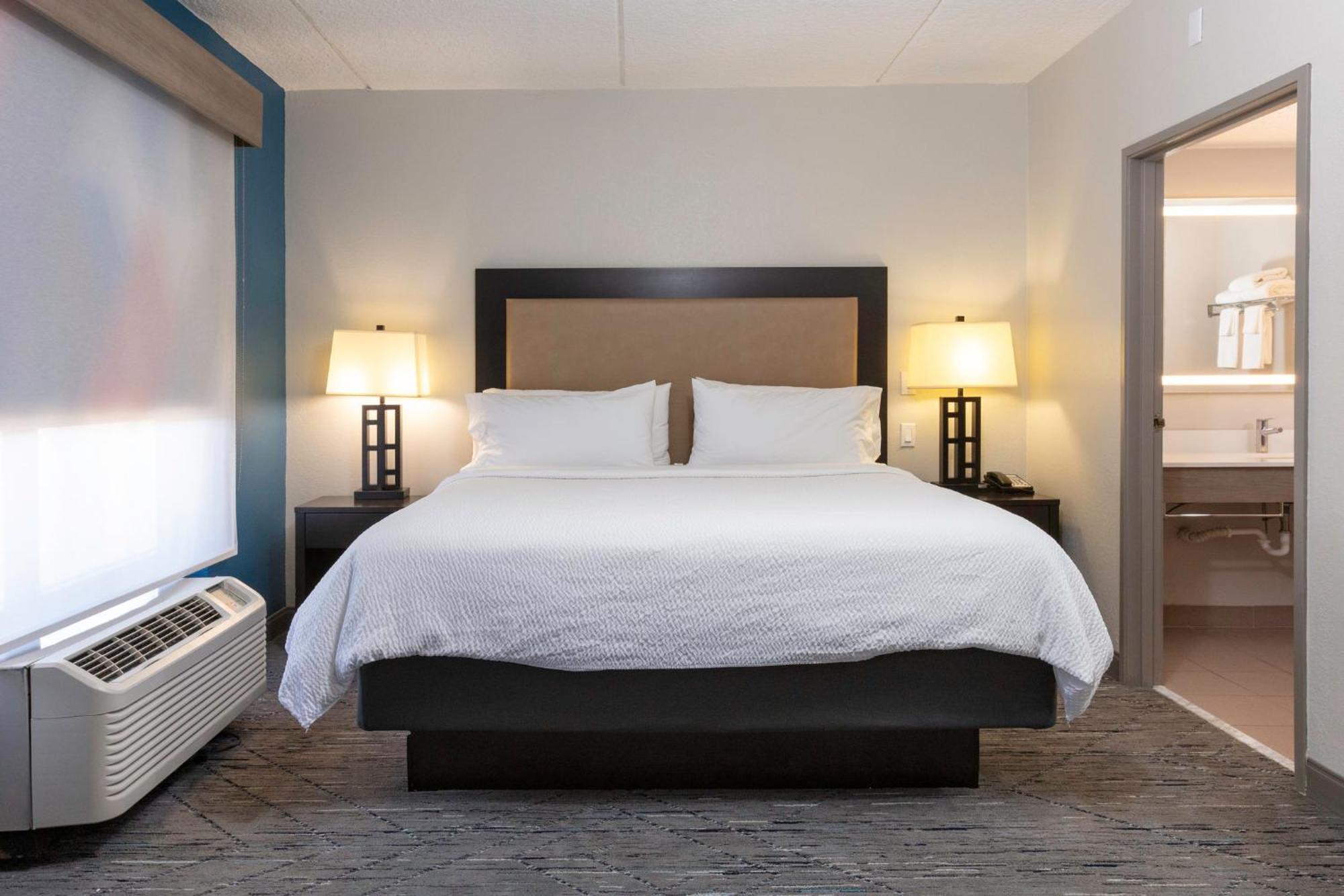 Express & Airport By Ihg Jacksonville