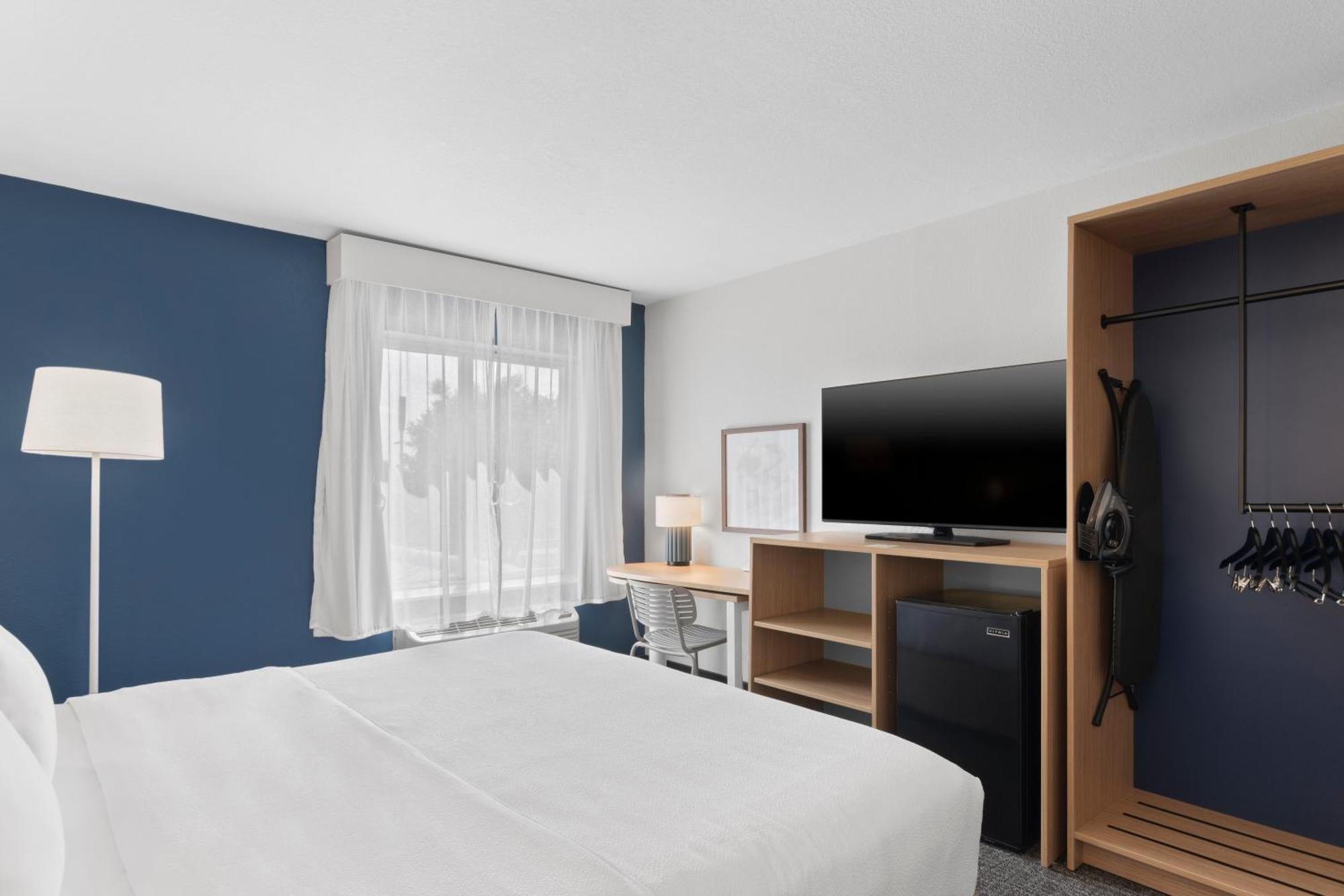 Spark By Hilton Orlando Near Seaworld 3*
