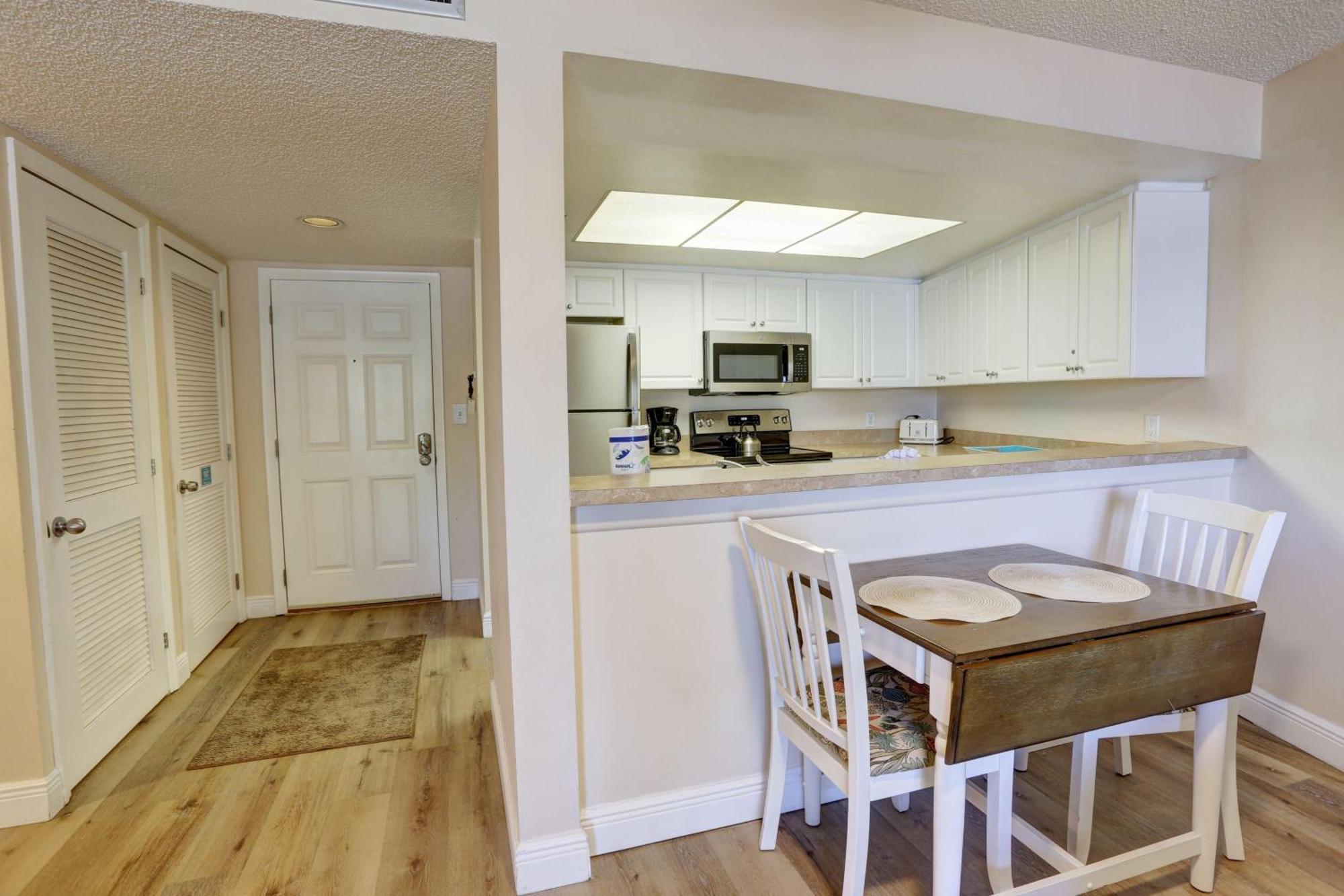 Land's End 1-202 Bay Front Holiday home
