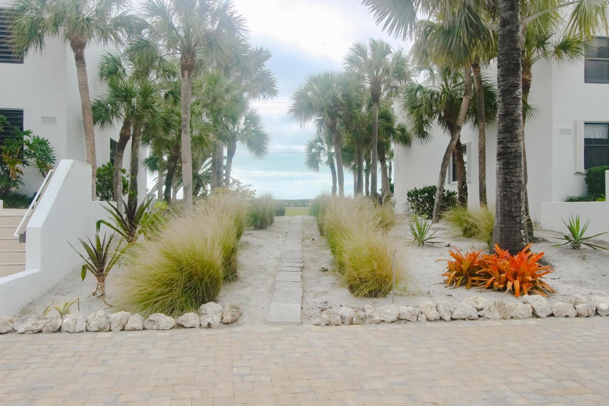 Island Breeze Sanctuary * Longboat Key