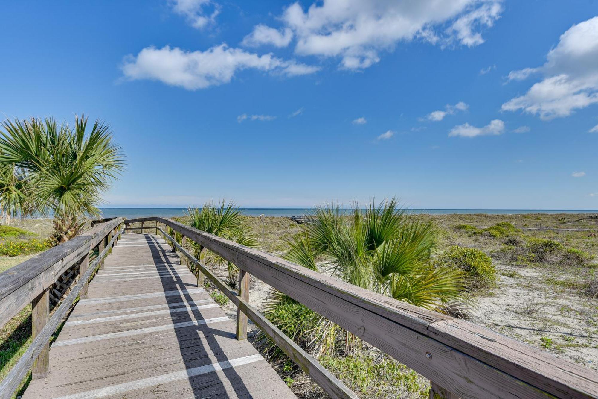 Holiday home Fernandina Townhome, Steps To Public