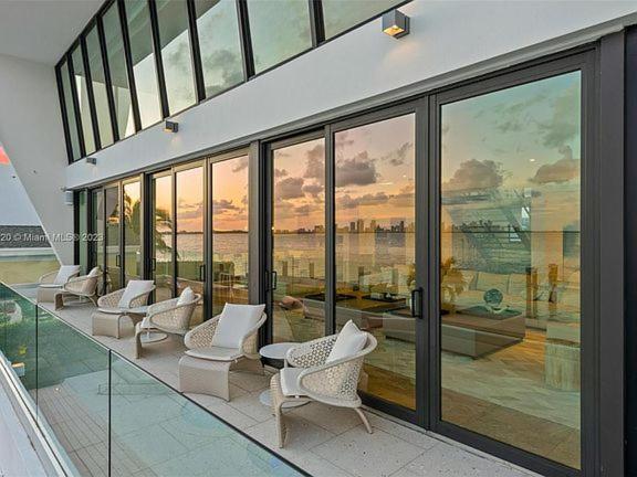 Bayfront Bliss Relax In Style With Pool And Bay Views * Miami Beach