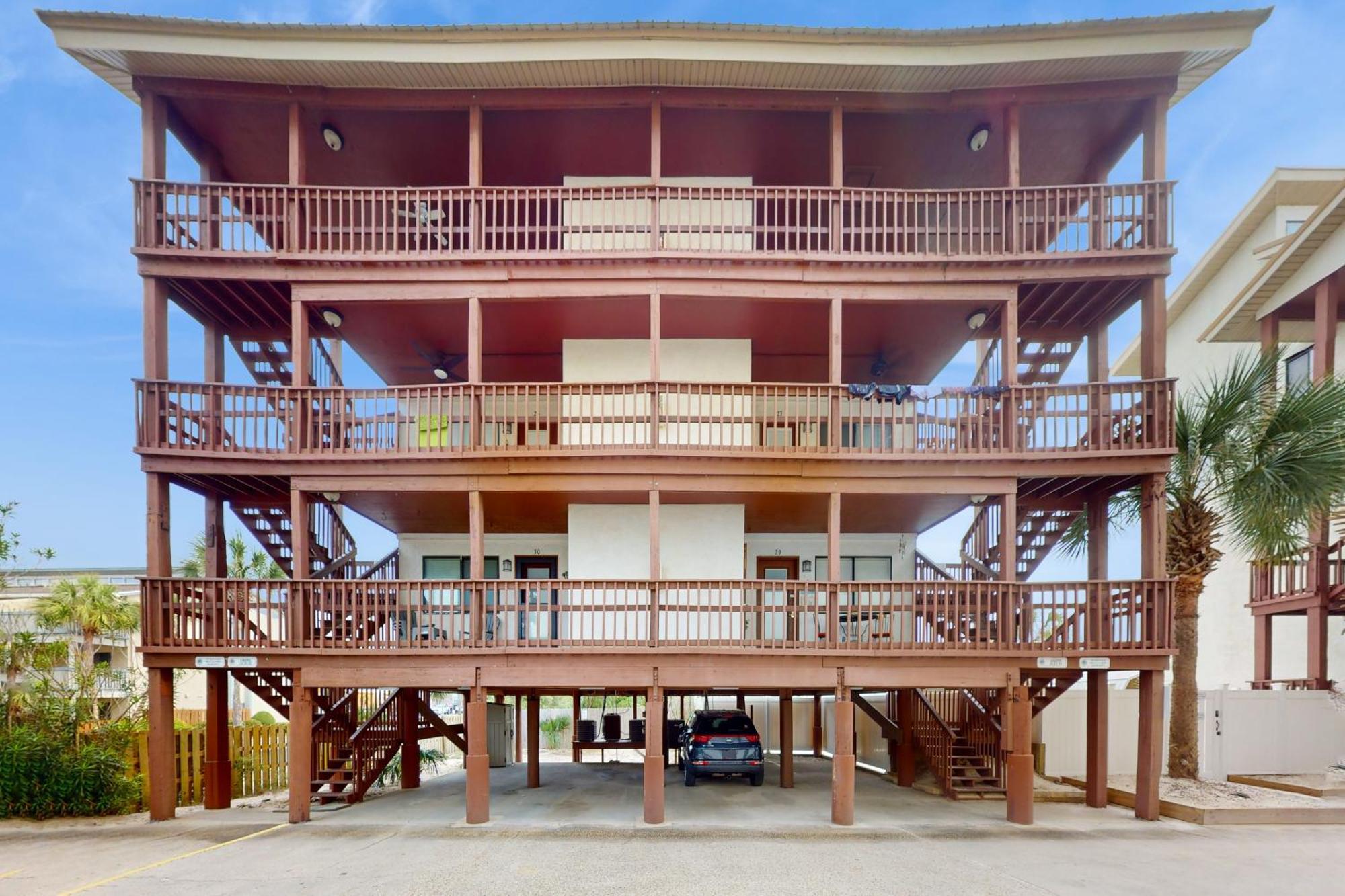 Apartment Castle #26 *