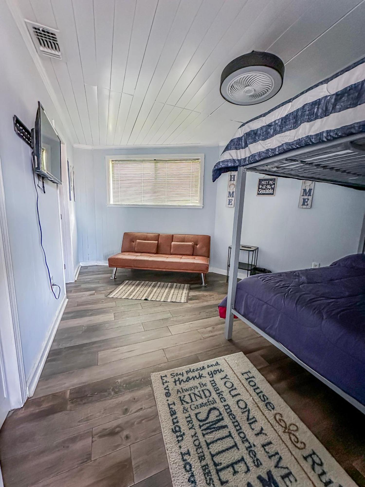 Peaceful Lydia Hide-o-way - Unwind Near Beach, Breakfast, & Go-karts! * Panama City Beach