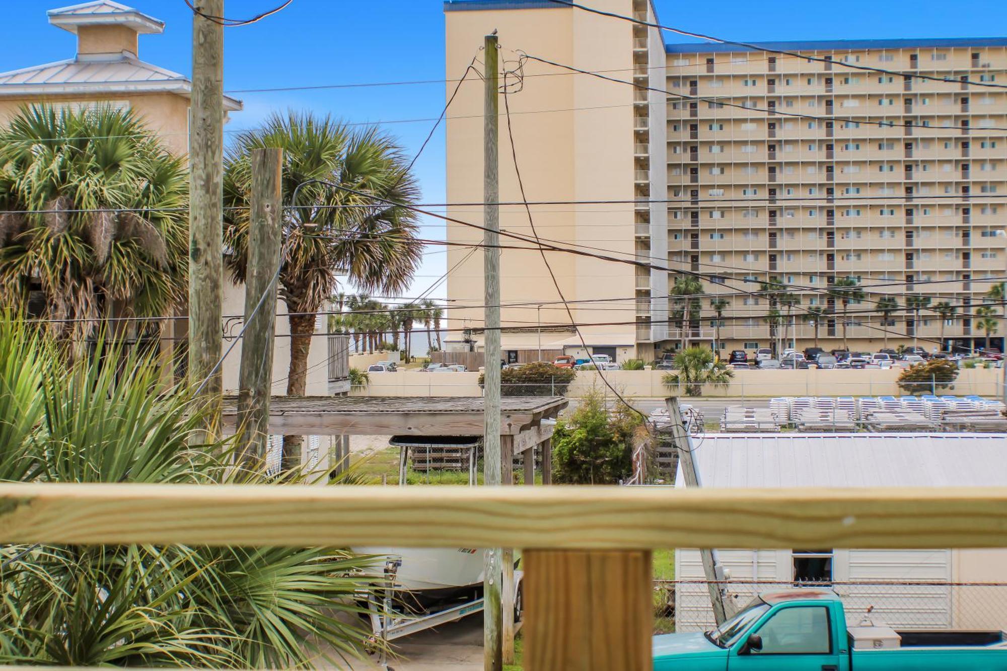 Holiday home Oceanview Oasis - Relax With Hot Tub, Breakfast, Fire Pit & Putting Green!