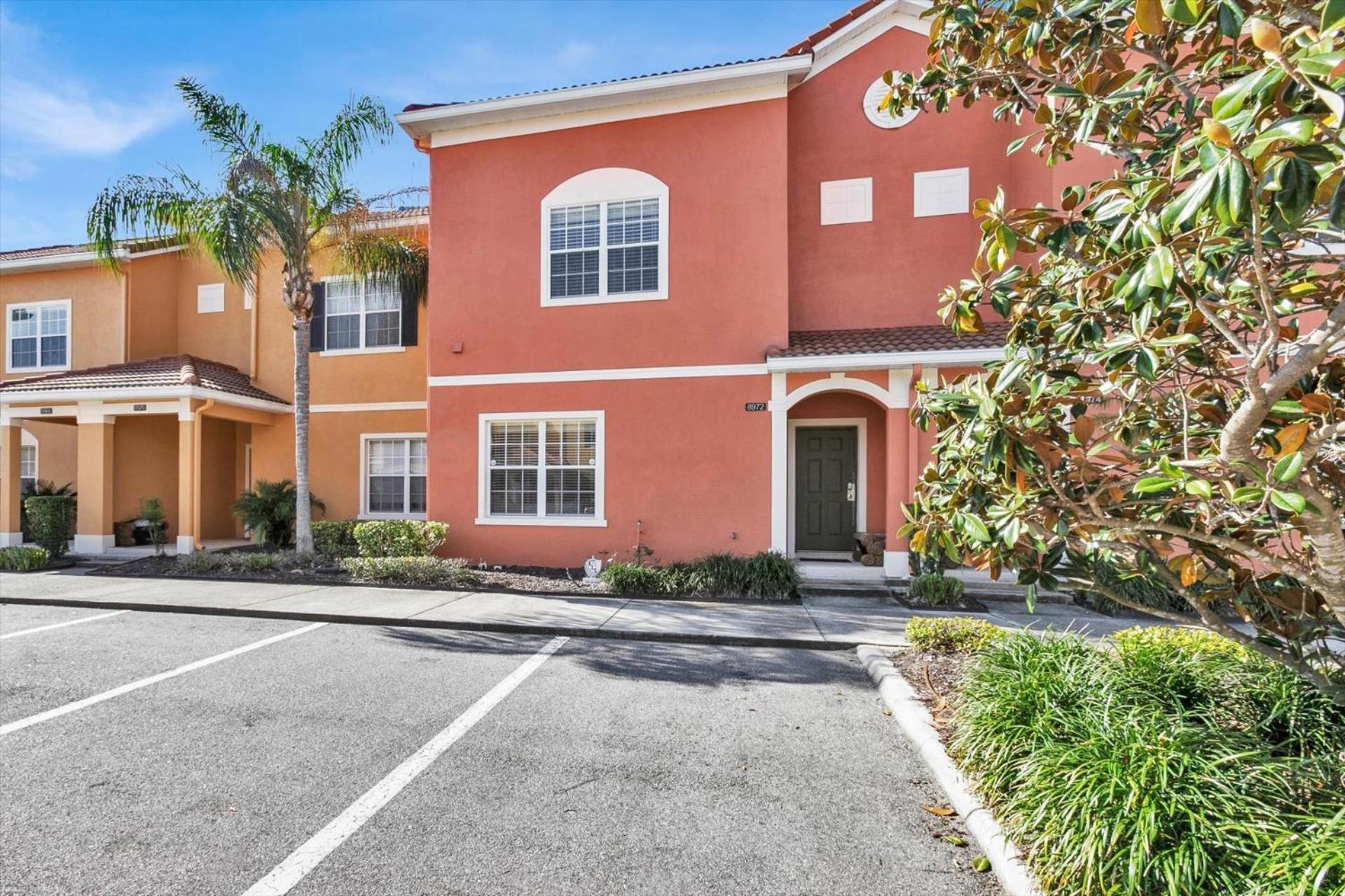 8972 Coco Palm Villa *