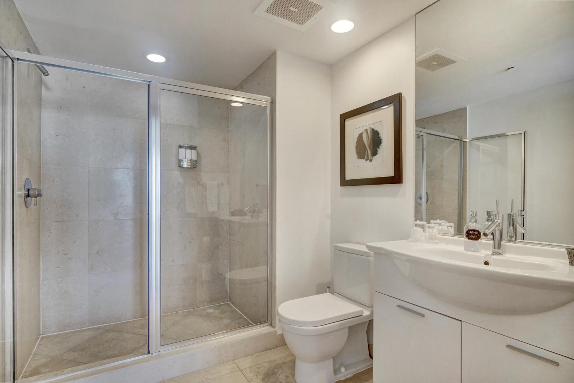 Holiday home Water View 48th Floor - 2b2b - Free Parking -pool *