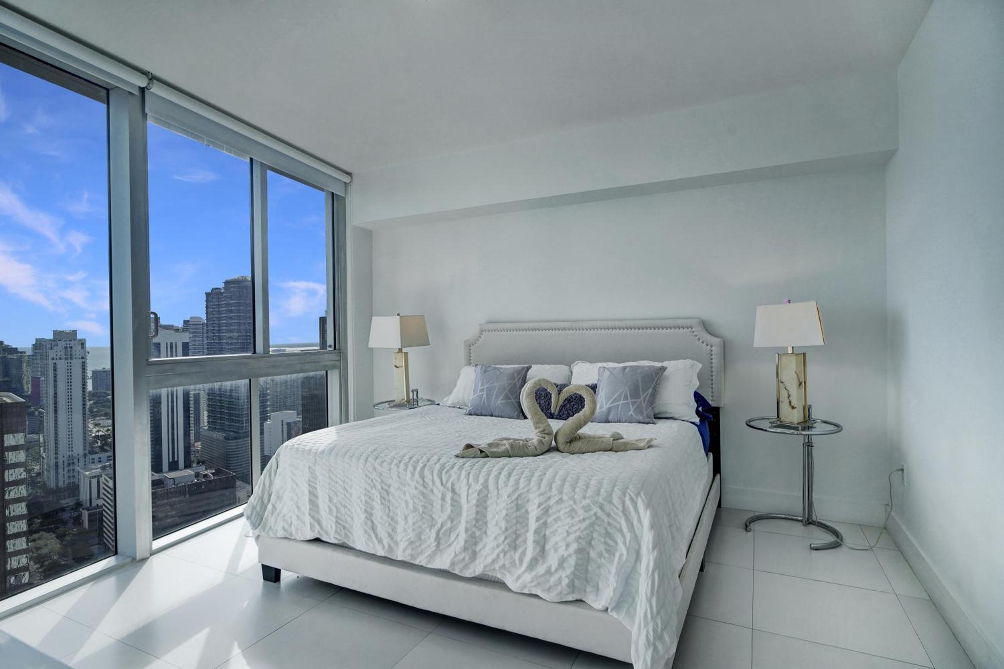 Water View 48th Floor - 2b2b - Free Parking -pool Holiday home *