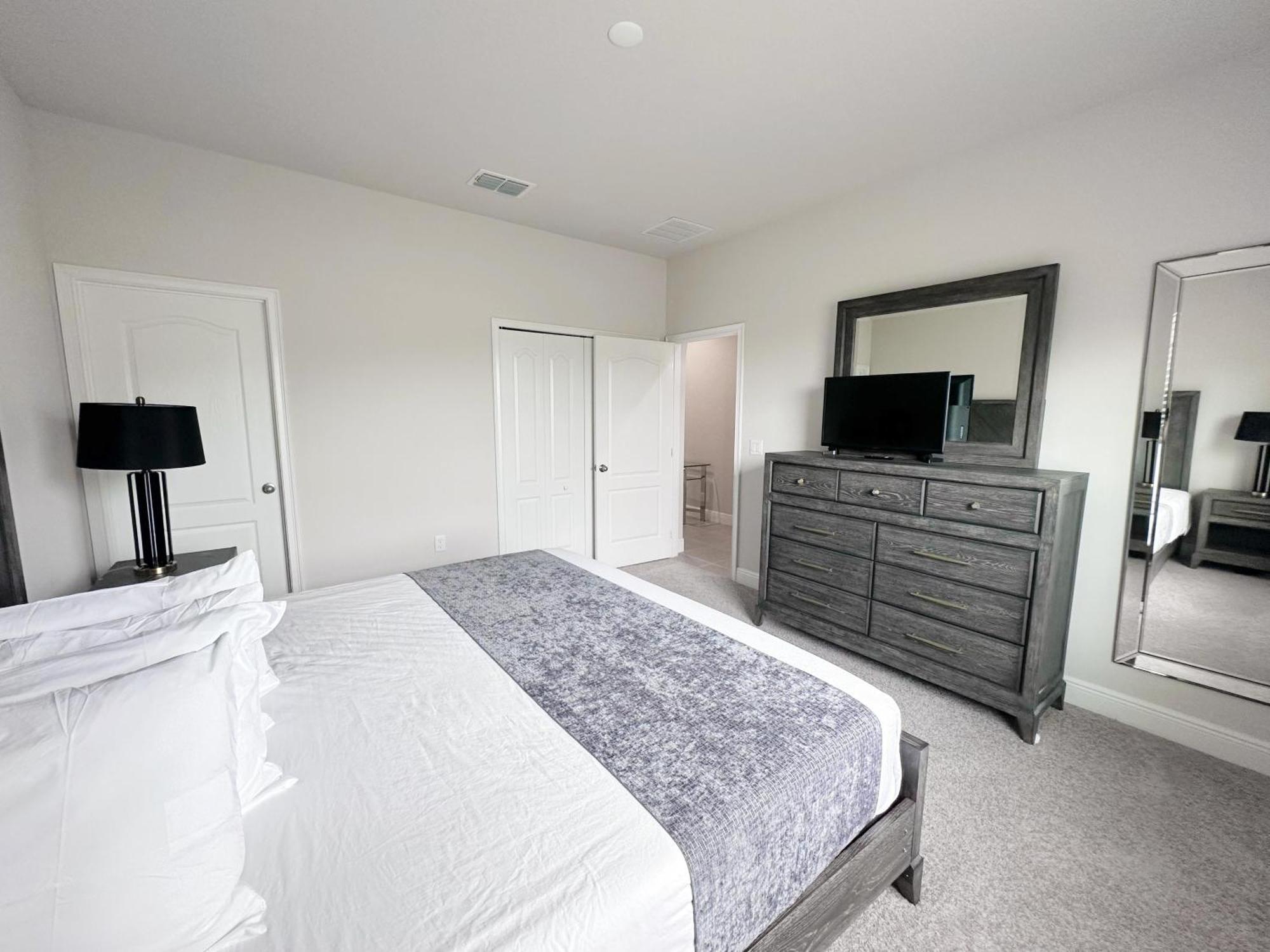 200kb - Balmoral Holiday home *