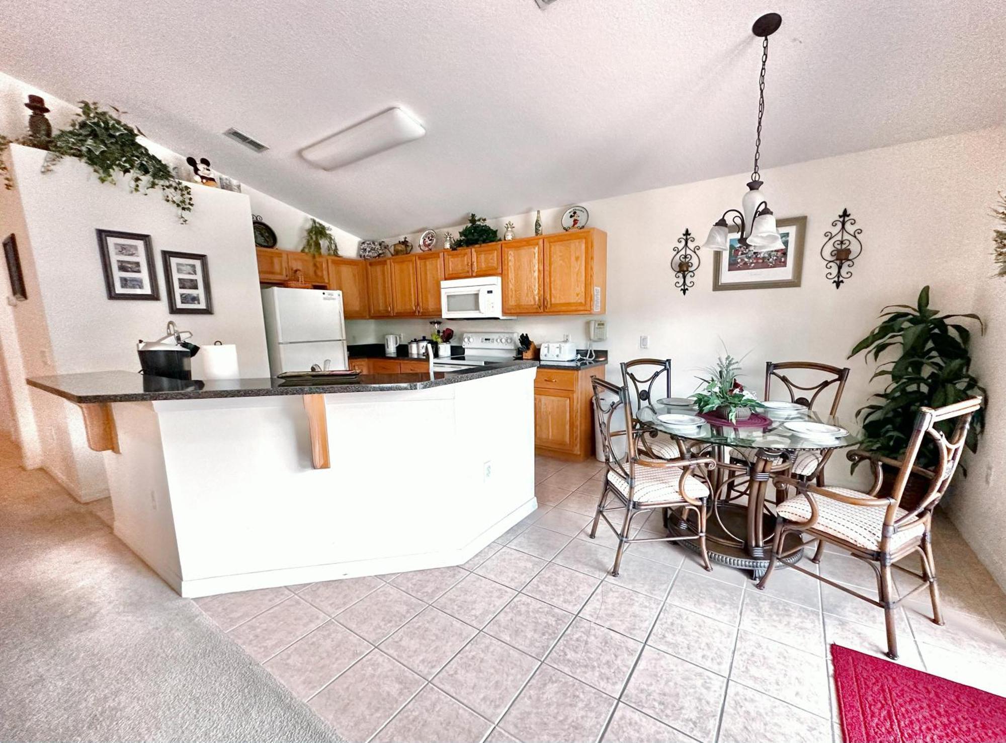 777bd - West Haven Gated Community * Davenport