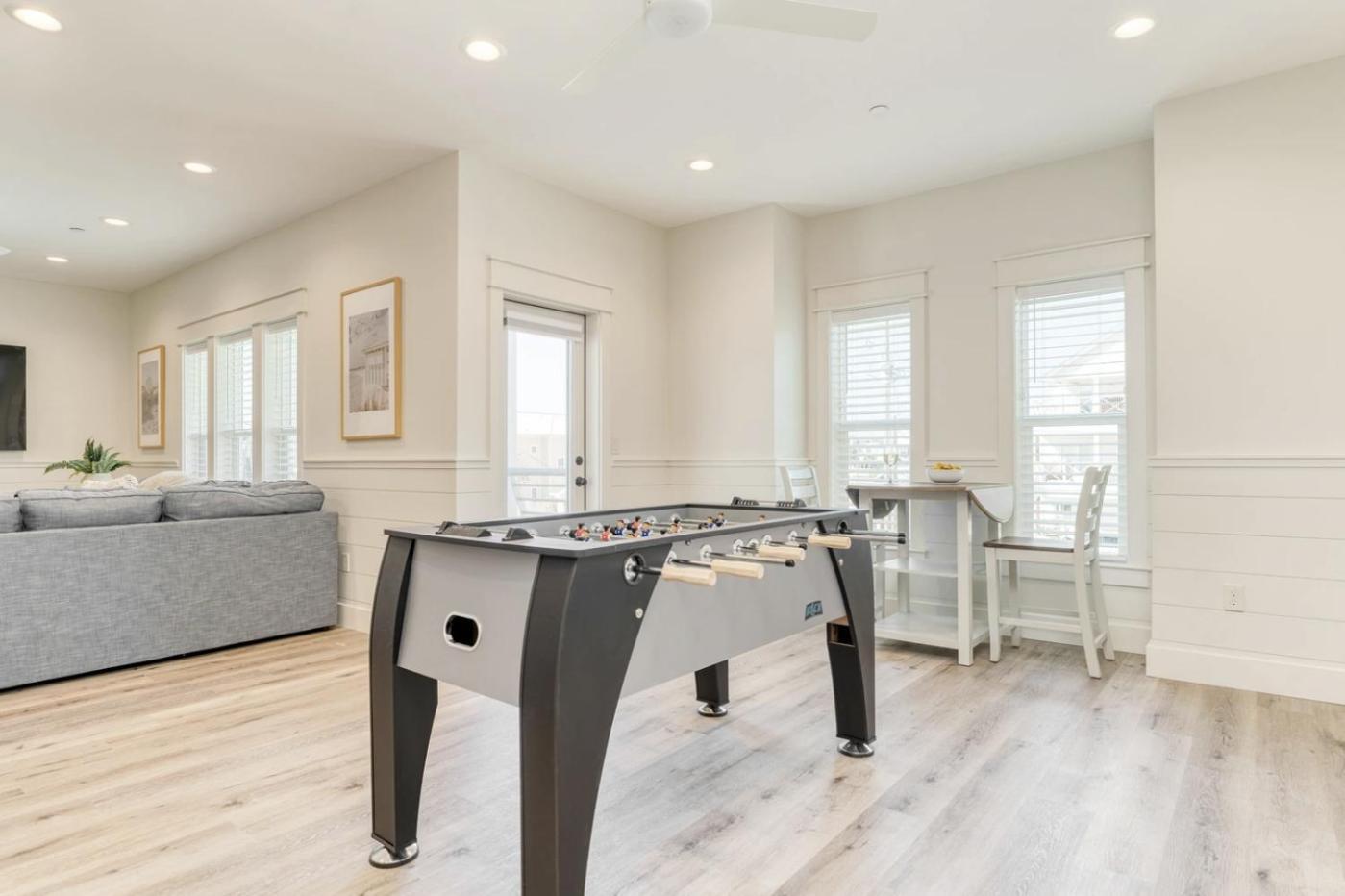 Holiday home Crystal Blue~sleeps 28~heated Pool~golf Cart Destin