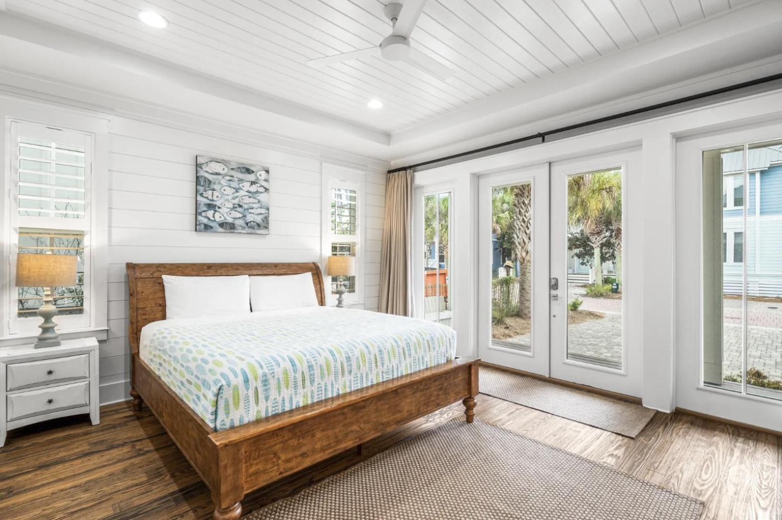 Endless Summer Nights At Seacrest Holiday home *