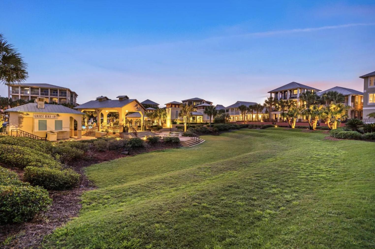 Holiday home Endless Summer Nights At Seacrest *