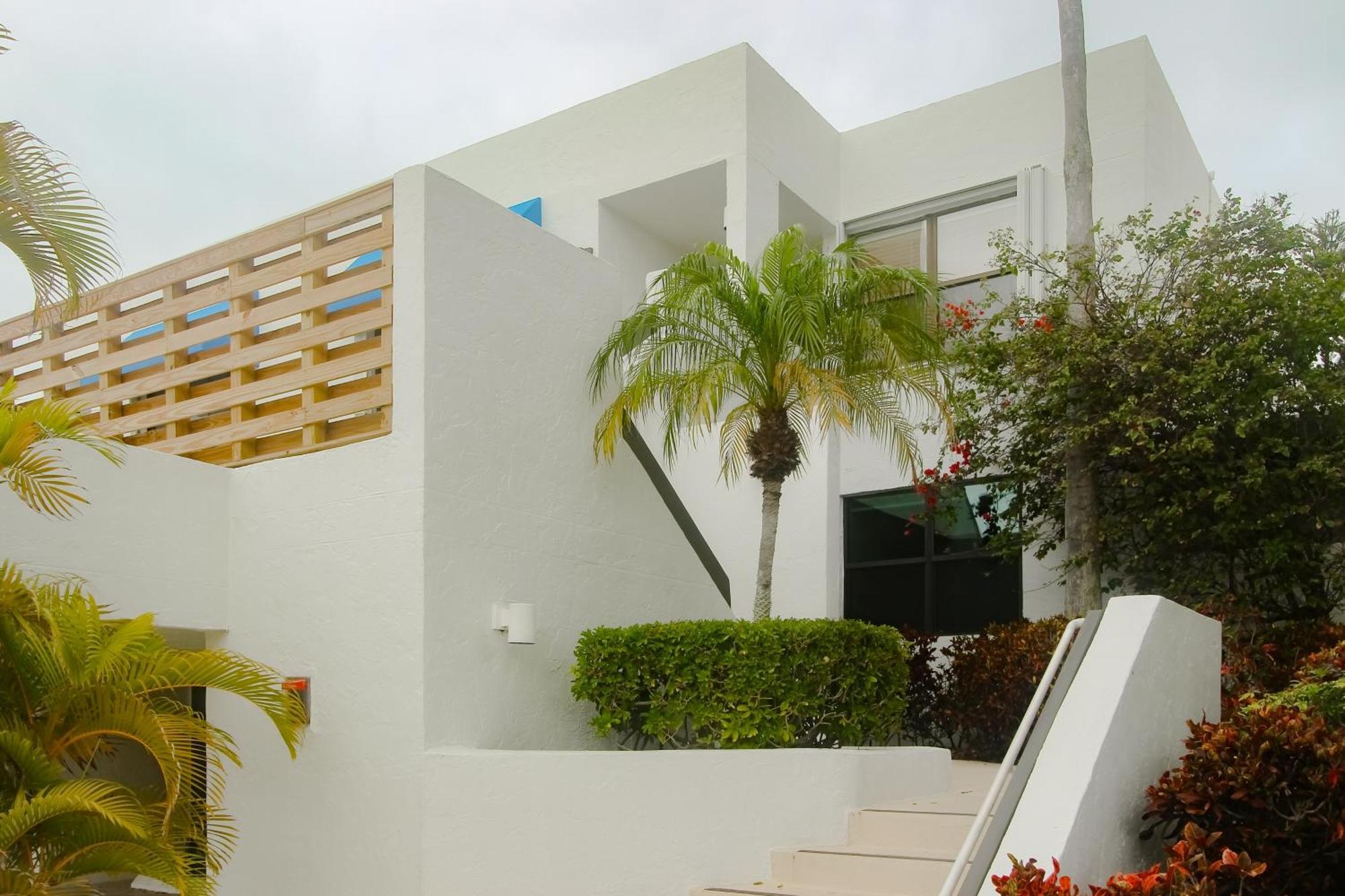 Island Breeze Sanctuary *