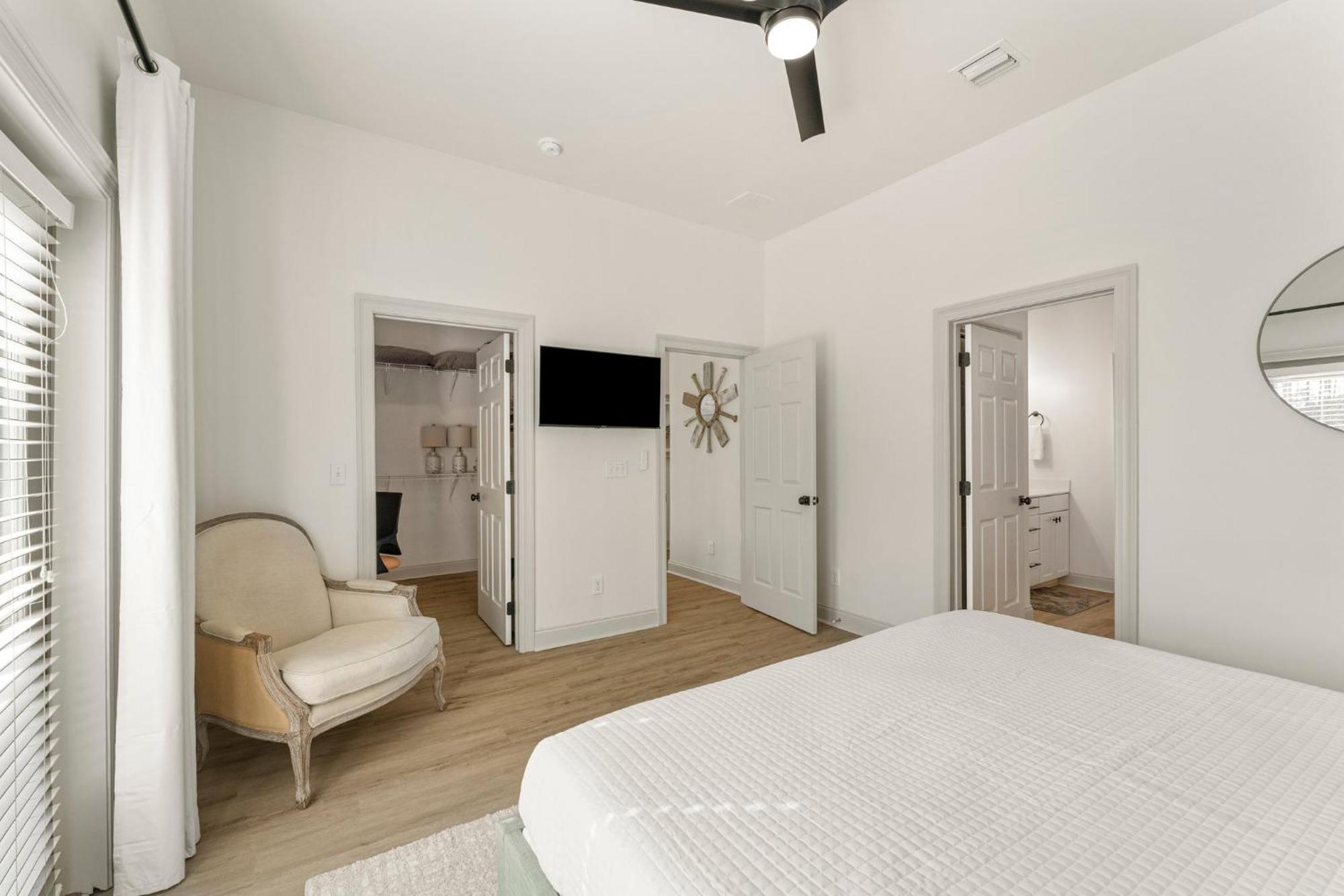 Holiday home Somerset By The Sea - 4 Bedroom Sleeps 12, Golf Cart, Bikes, Private Pool And Close To The Beach! Seagrove Beach