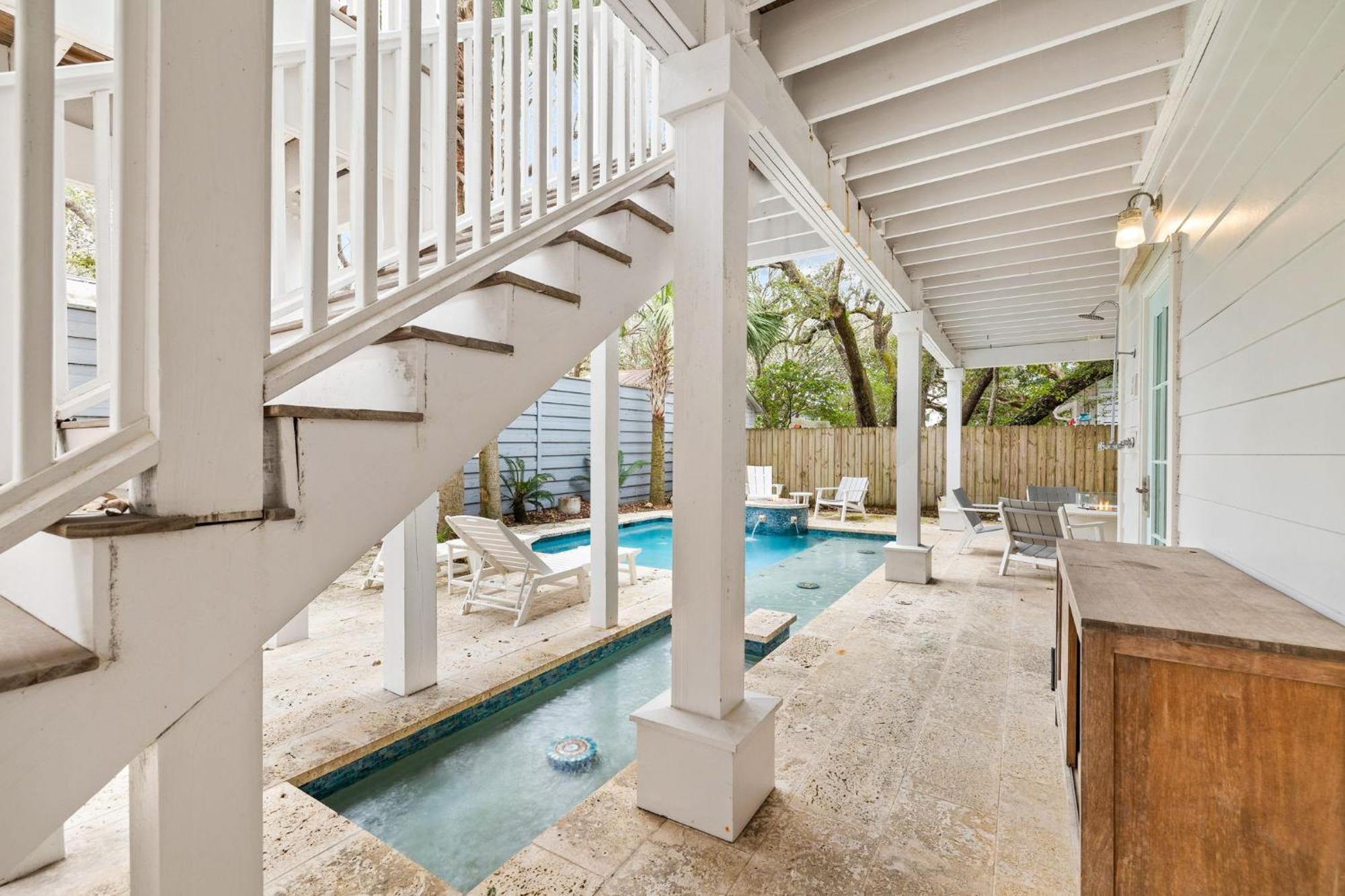 Serenity Now - Private Pool,5 Bikes,gulf Views, Steps To The And Seaside! Holiday home