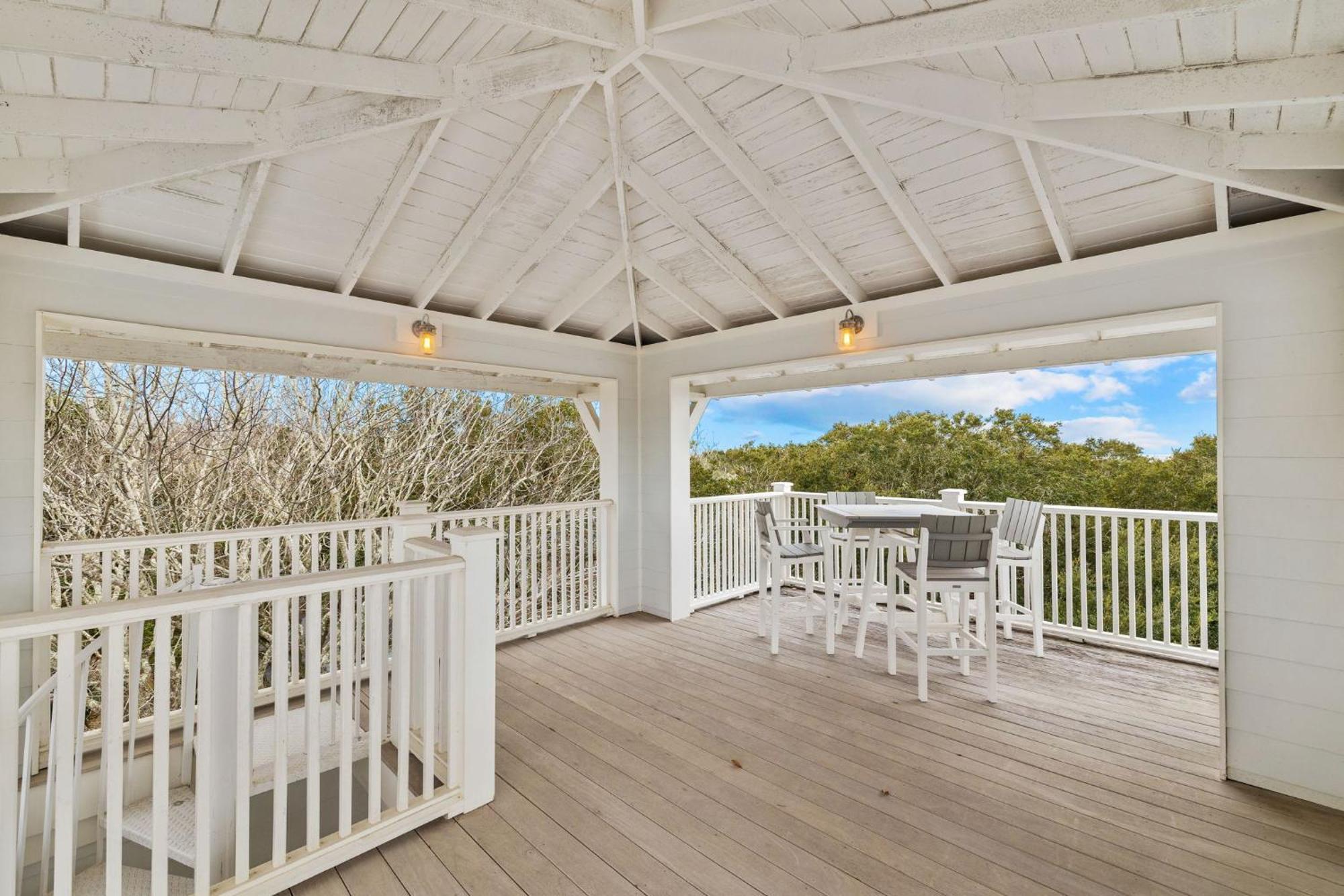 Serenity Now - Private Pool,5 Bikes,gulf Views, Steps To The And Seaside! Holiday home *