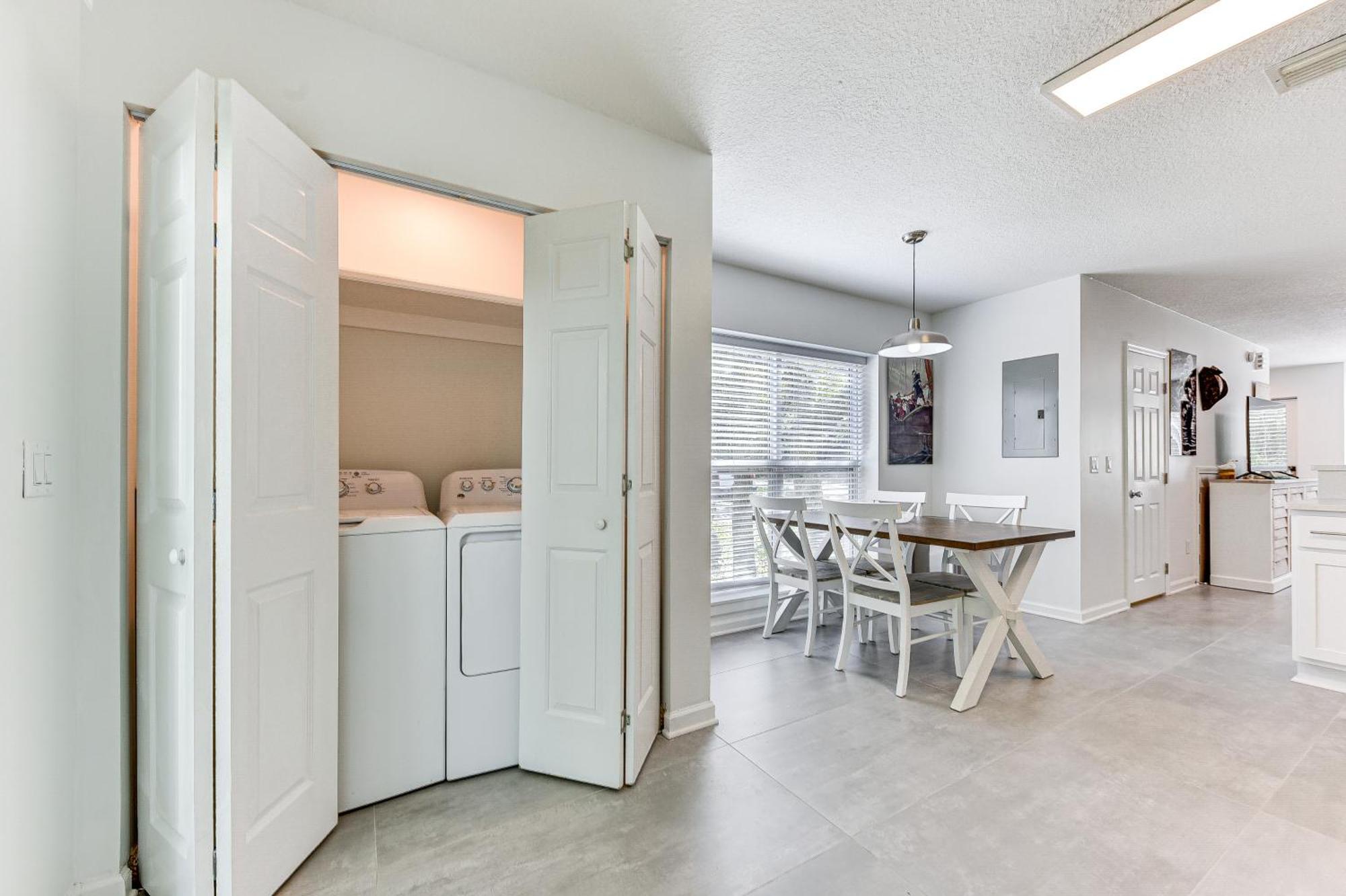 Holiday home Fernandina Townhome, Steps To Public