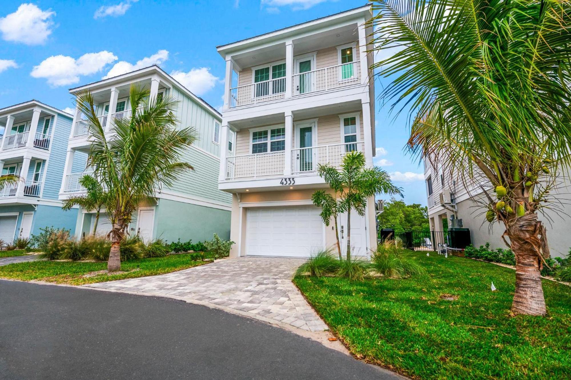 Holiday home Coastal Escape At Hunter's Point