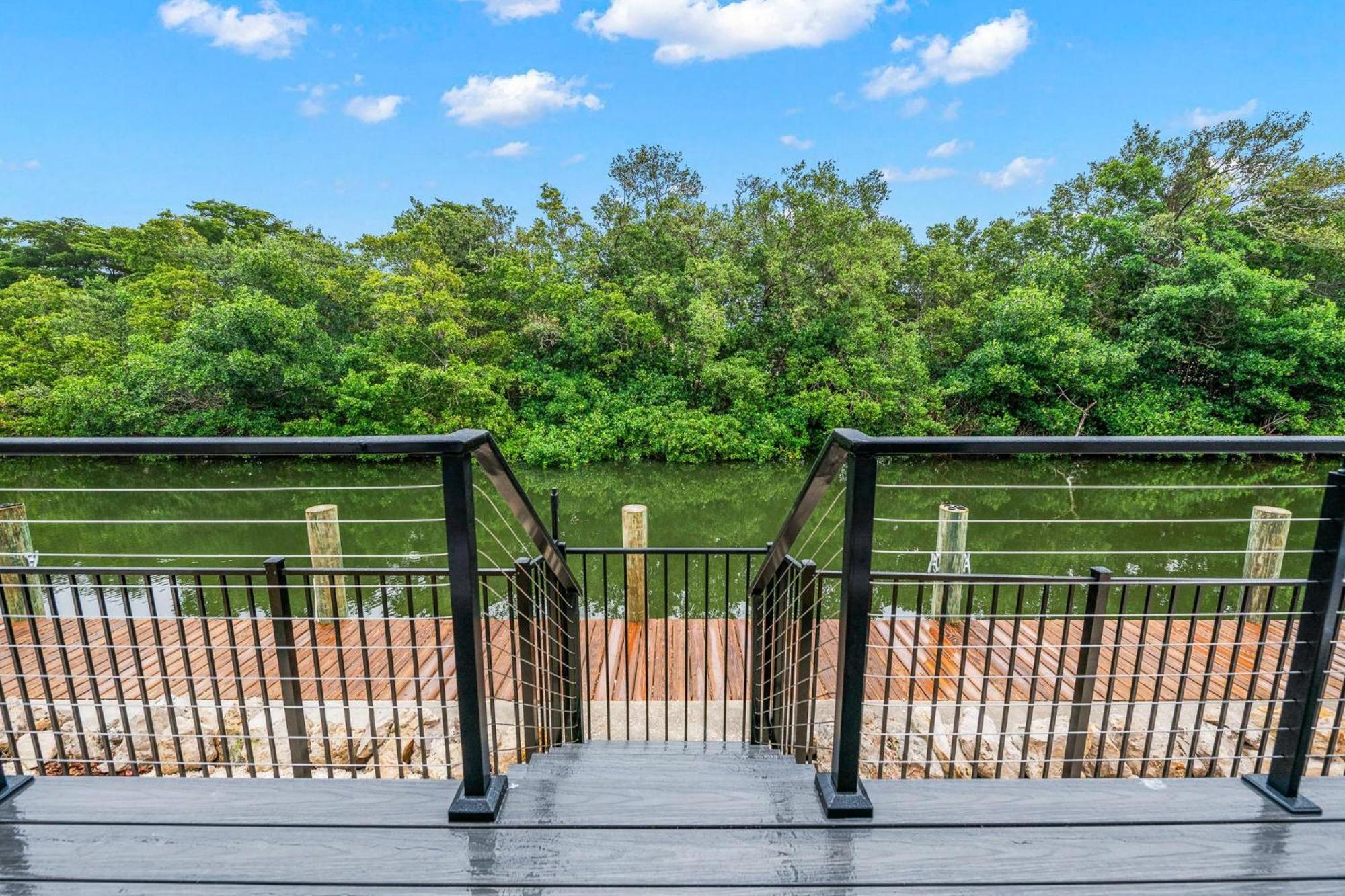 Holiday home Coastal Escape At Hunter's Point