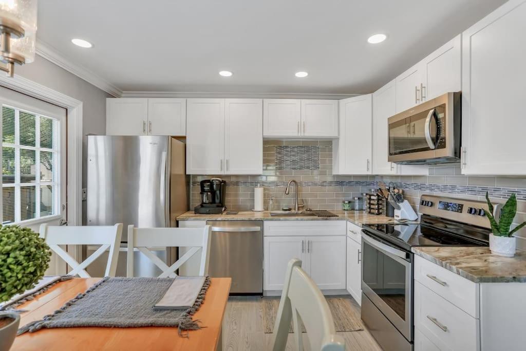 Waveside Oasis 52 * Fort Myers