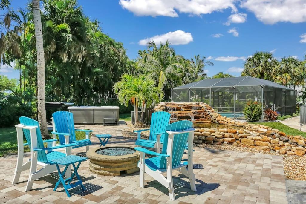 Waveside Oasis 52 *