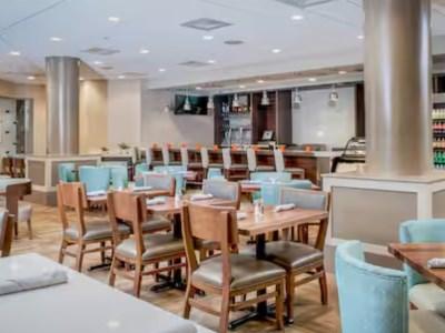 Hotel Doubletree By Hilton West Palm Airport