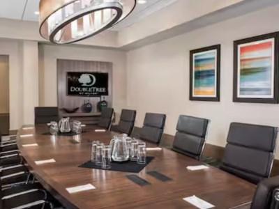 Doubletree By Hilton West Palm Airport Hotel