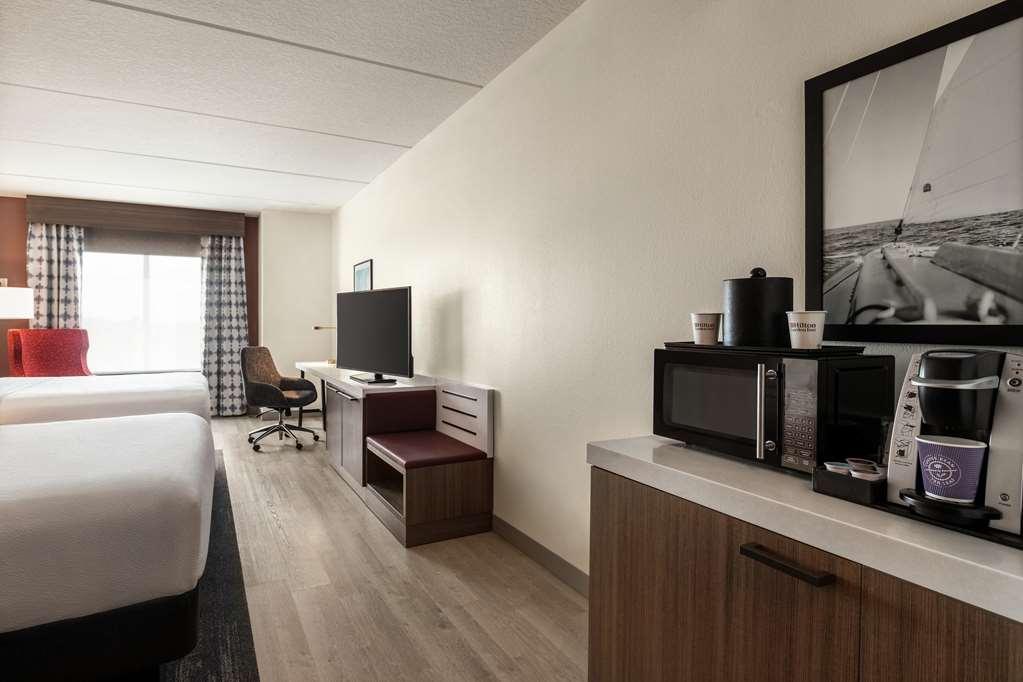 Hilton Garden Town Center 3*