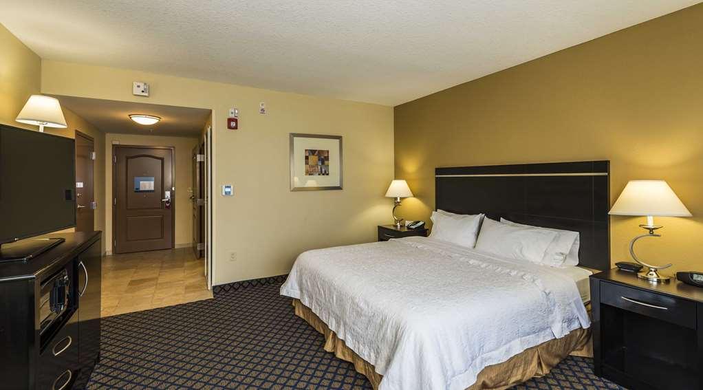 Hampton & South - Bartram Park Hotel 3*
