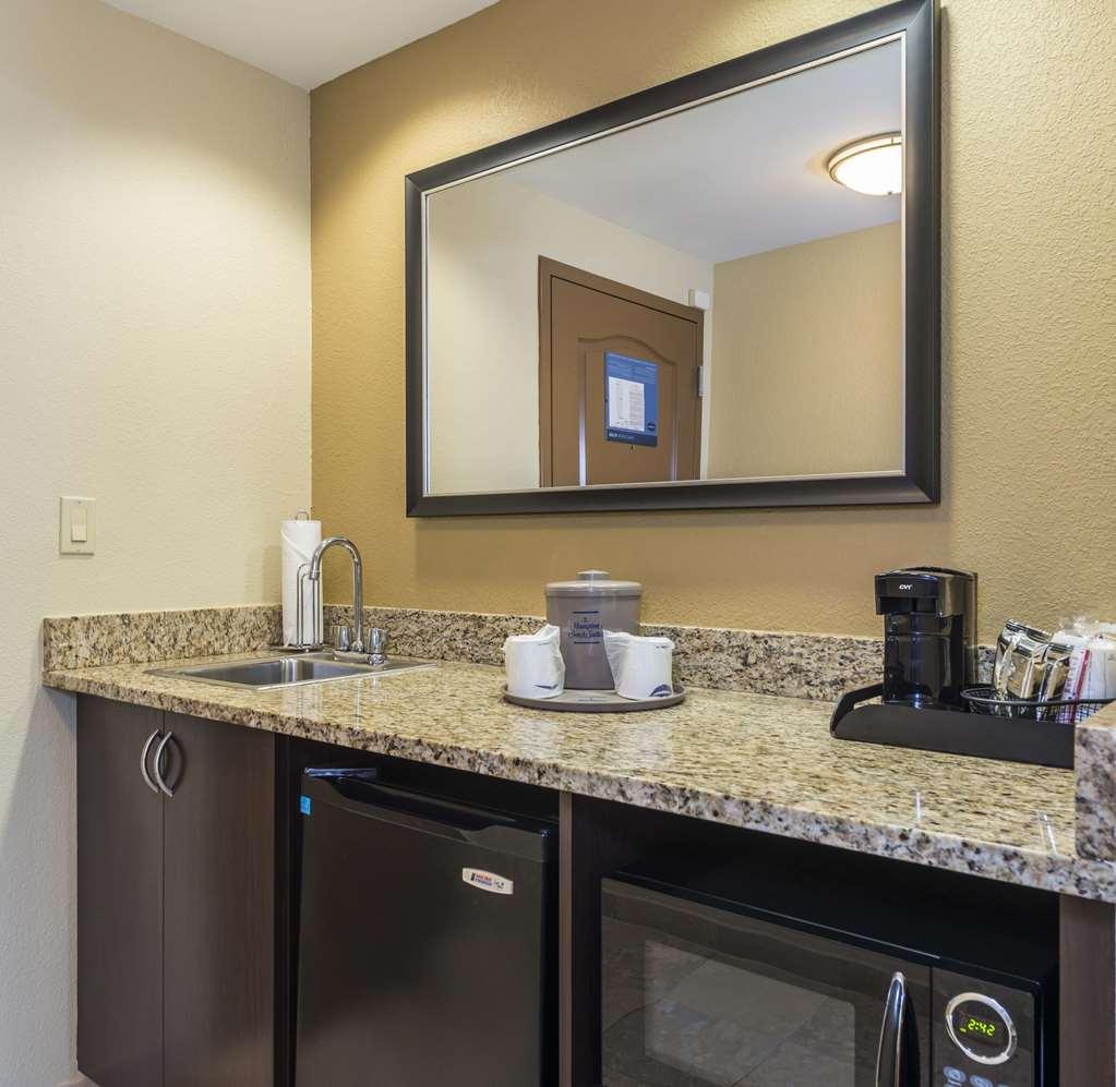 Hampton & South - Bartram Park 3*