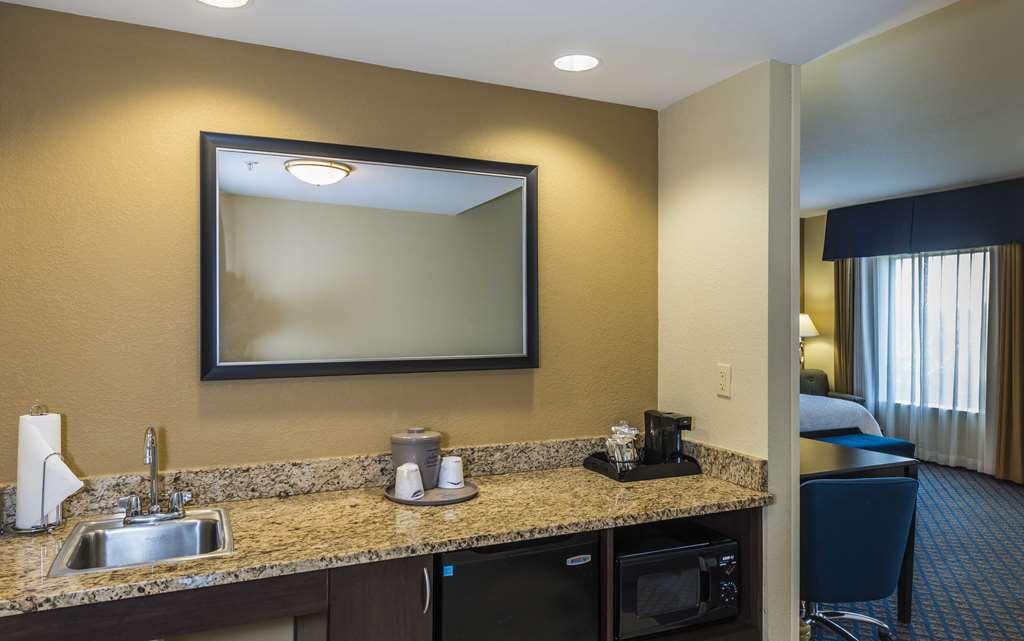 Hampton & South - Bartram Park 3*