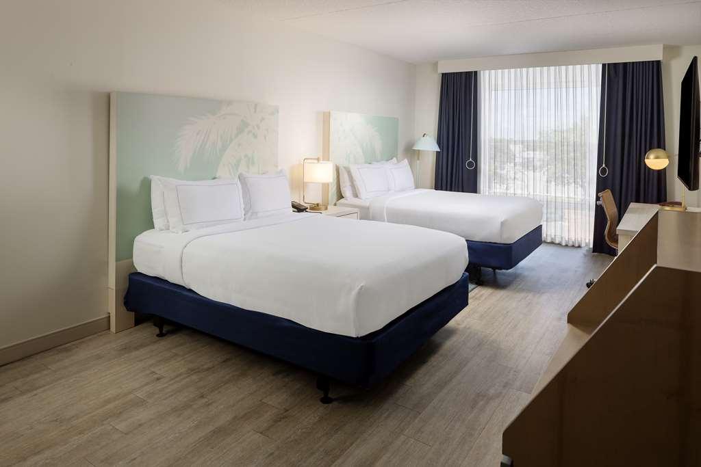 Hotel Dello Ft Lauderdale Airport, Tapestry Collection By Hilton Dania Beach