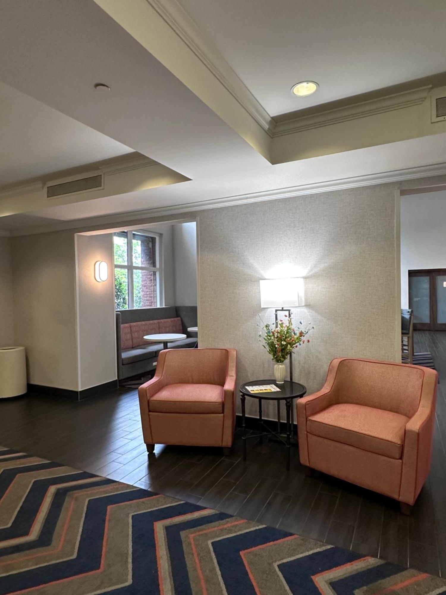 Hampton & I-10-thomasville Road Hotel Tallahassee