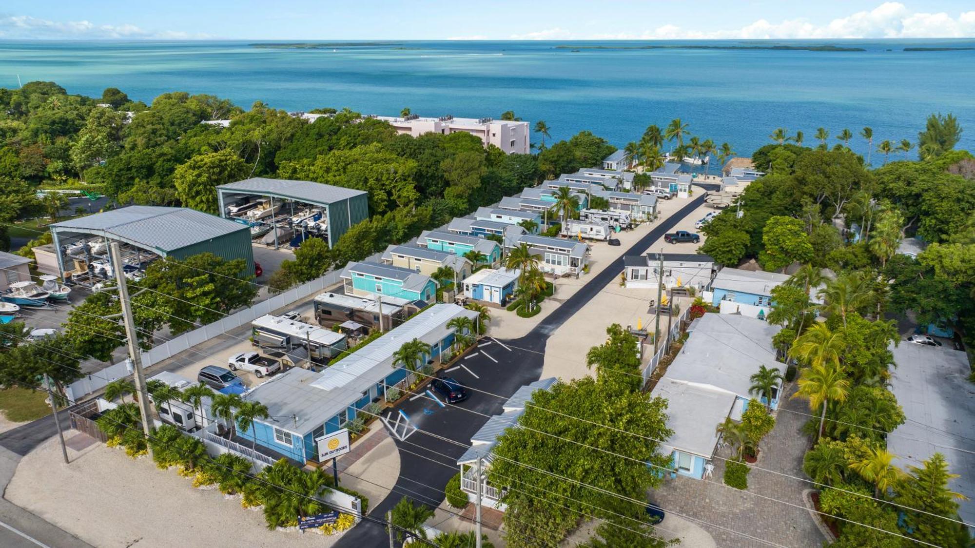 Sun Outdoors Key Largo