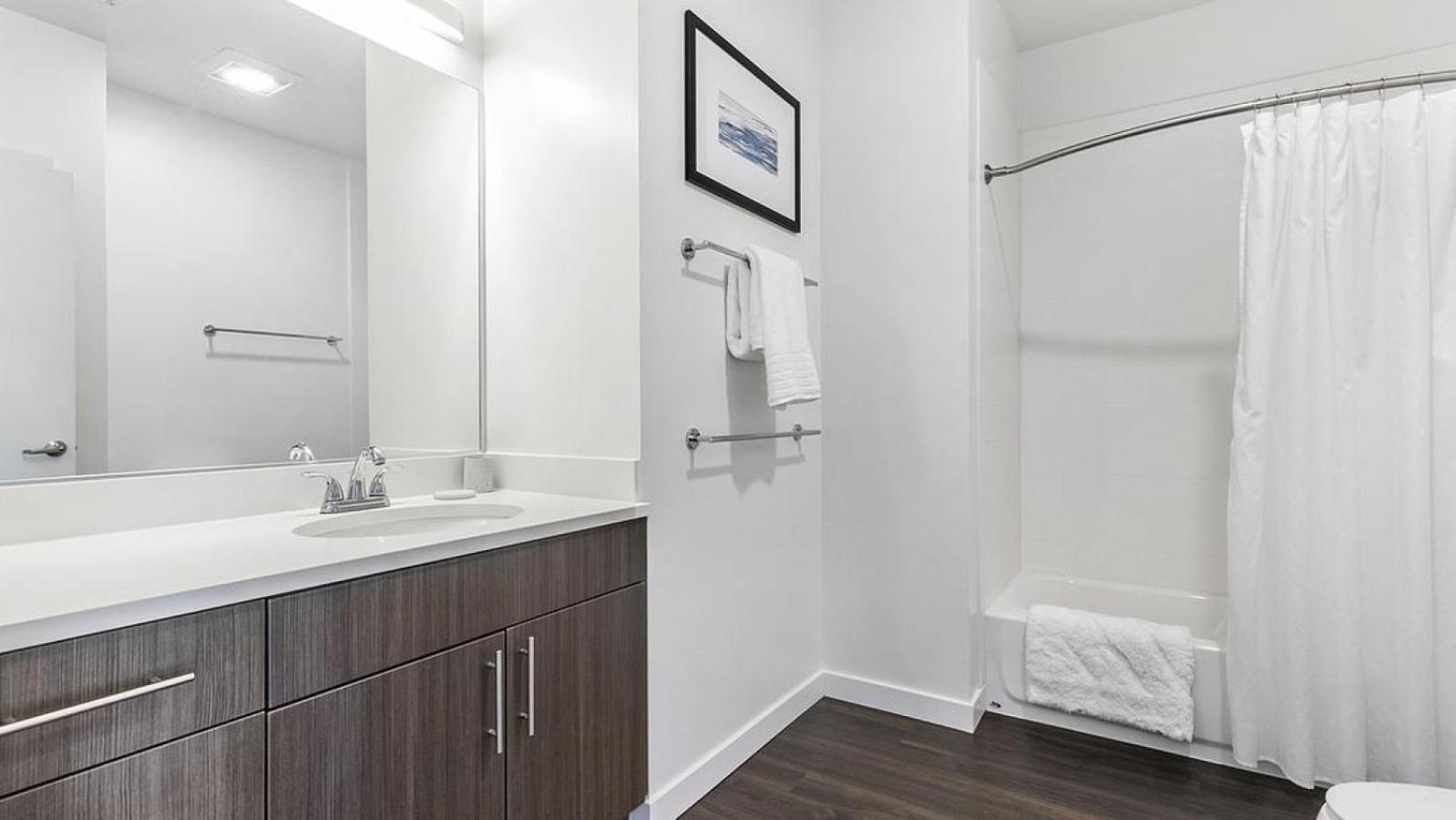 Landing At Bartram Park - 2 Bedrooms In Southside Apartment *