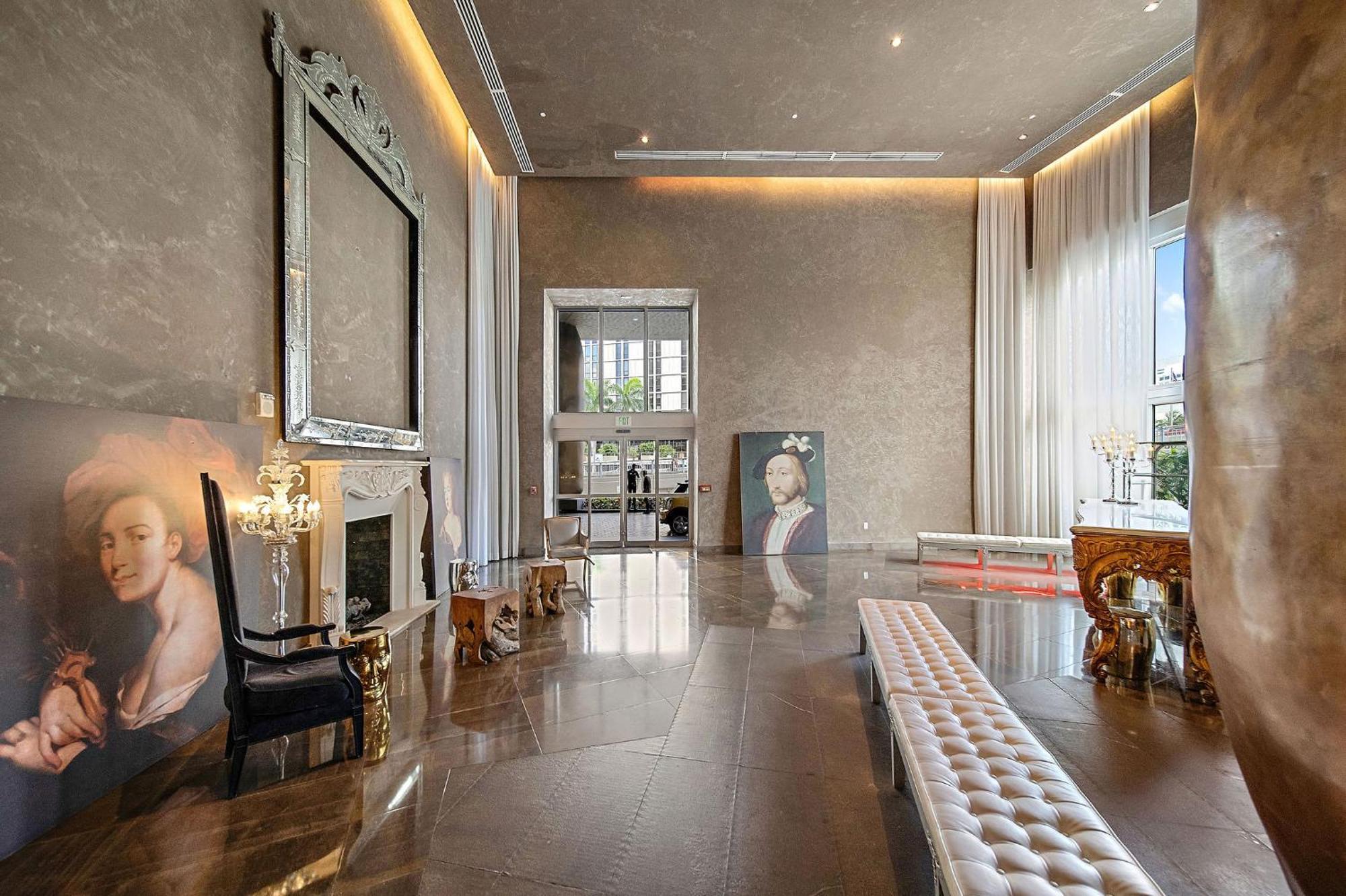 Water View 48th Floor - 2b2b - Free Parking -pool Holiday home Miami