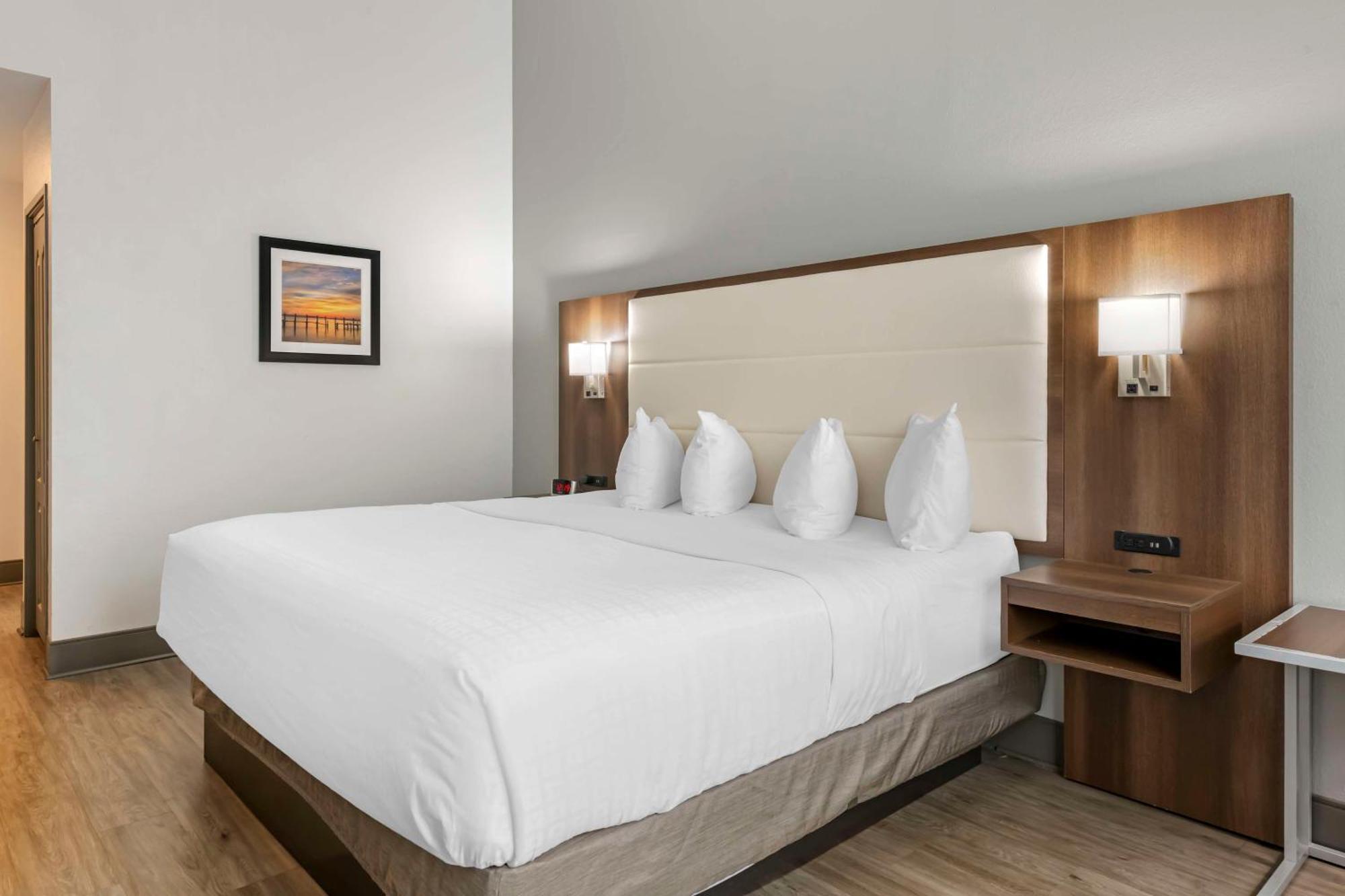 Western First Coast And Hotel 3*