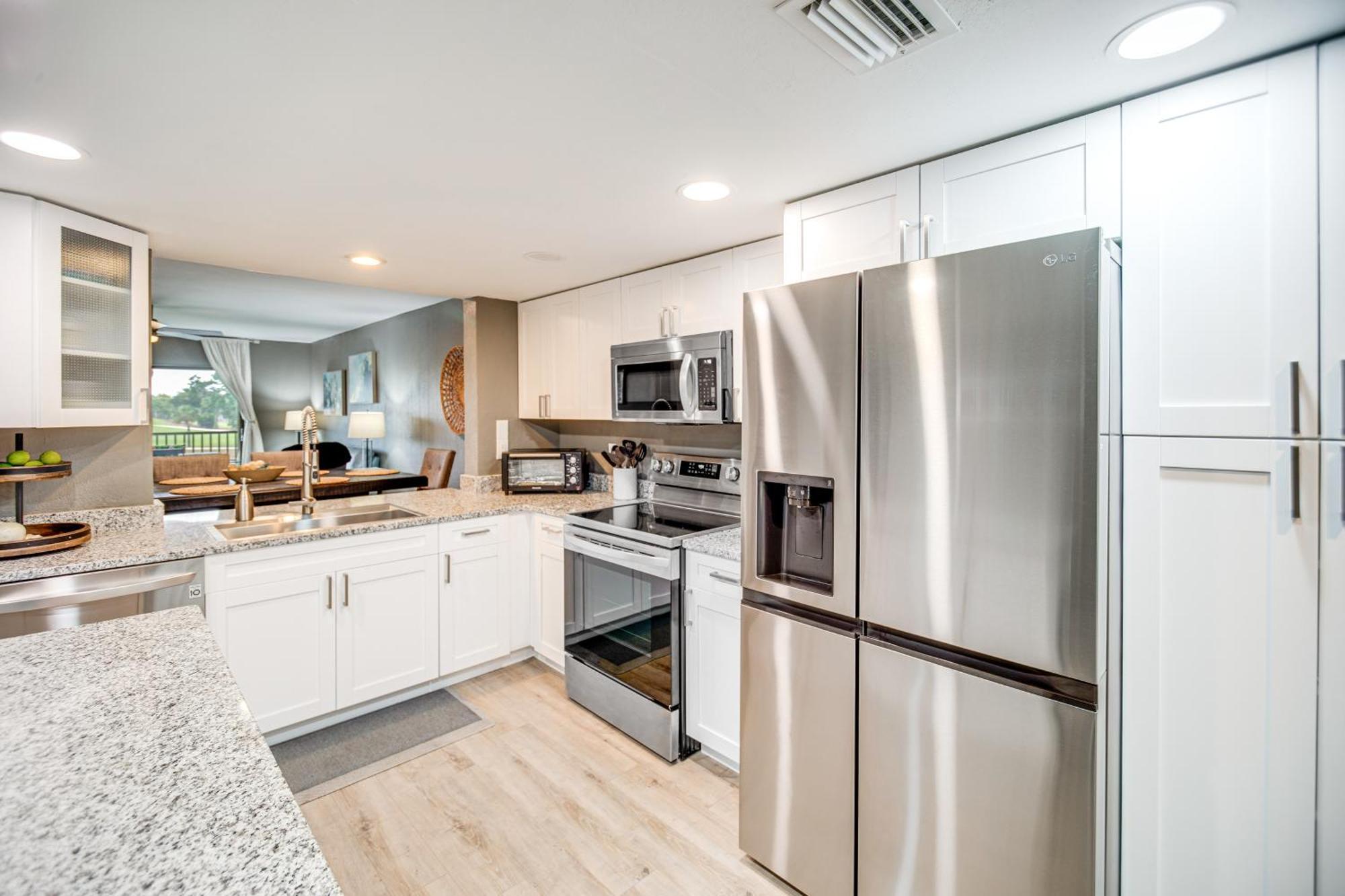 Stylish Myers About 2 Mi To Beaches! * Fort Myers