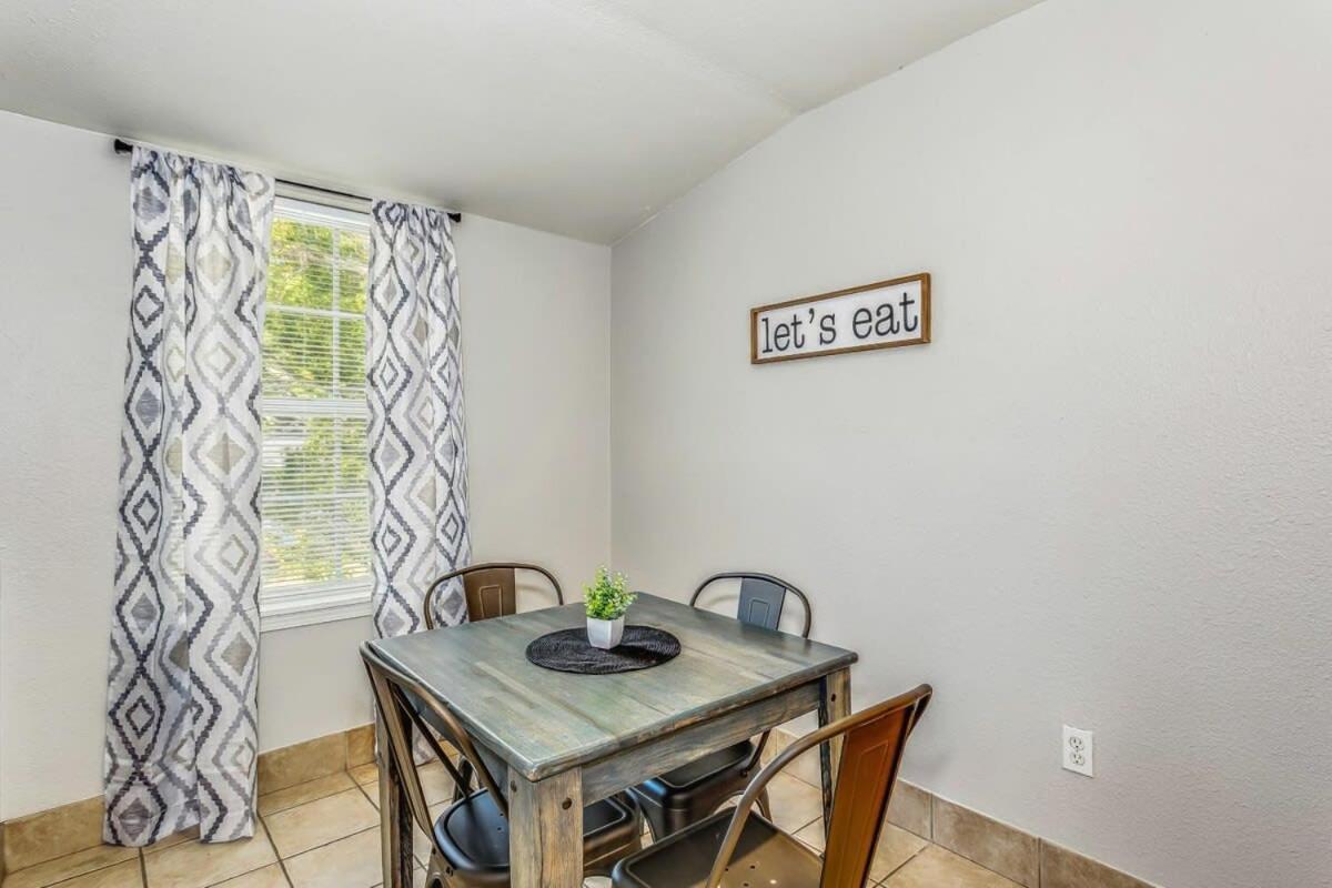 Apartment North Highlands Nest- Unit D *