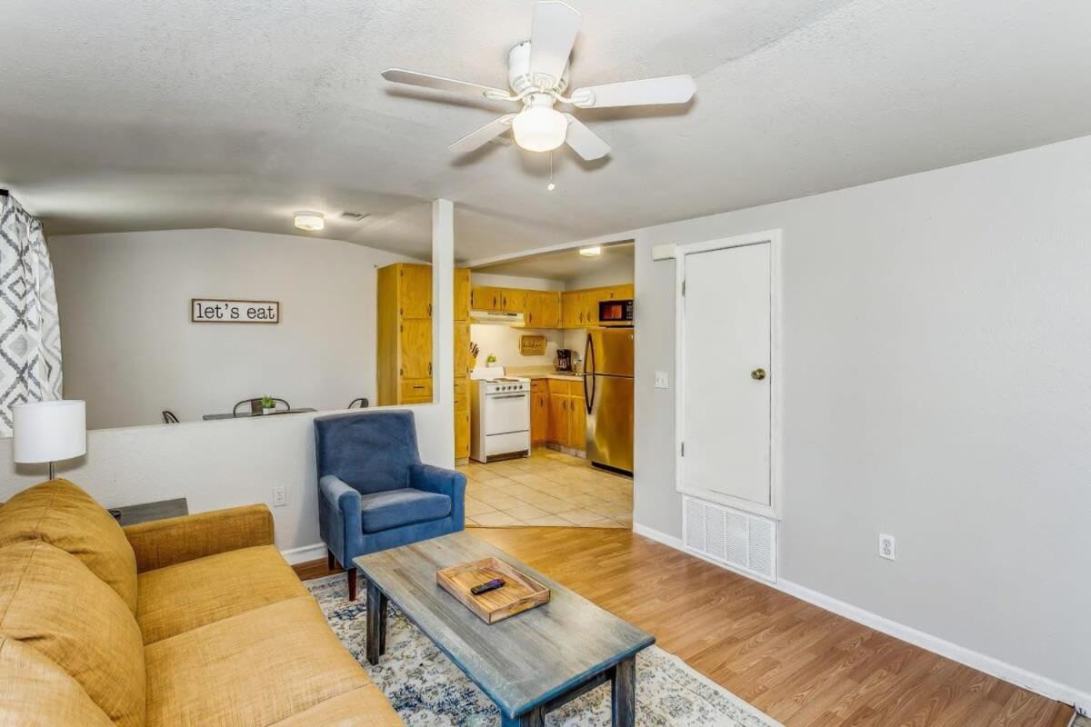 North Highlands Nest- Unit D * Pensacola